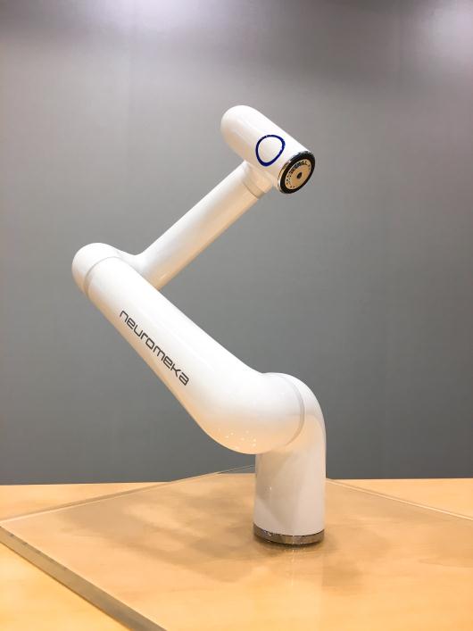 Good Design，two thousand and seventeen，robot，