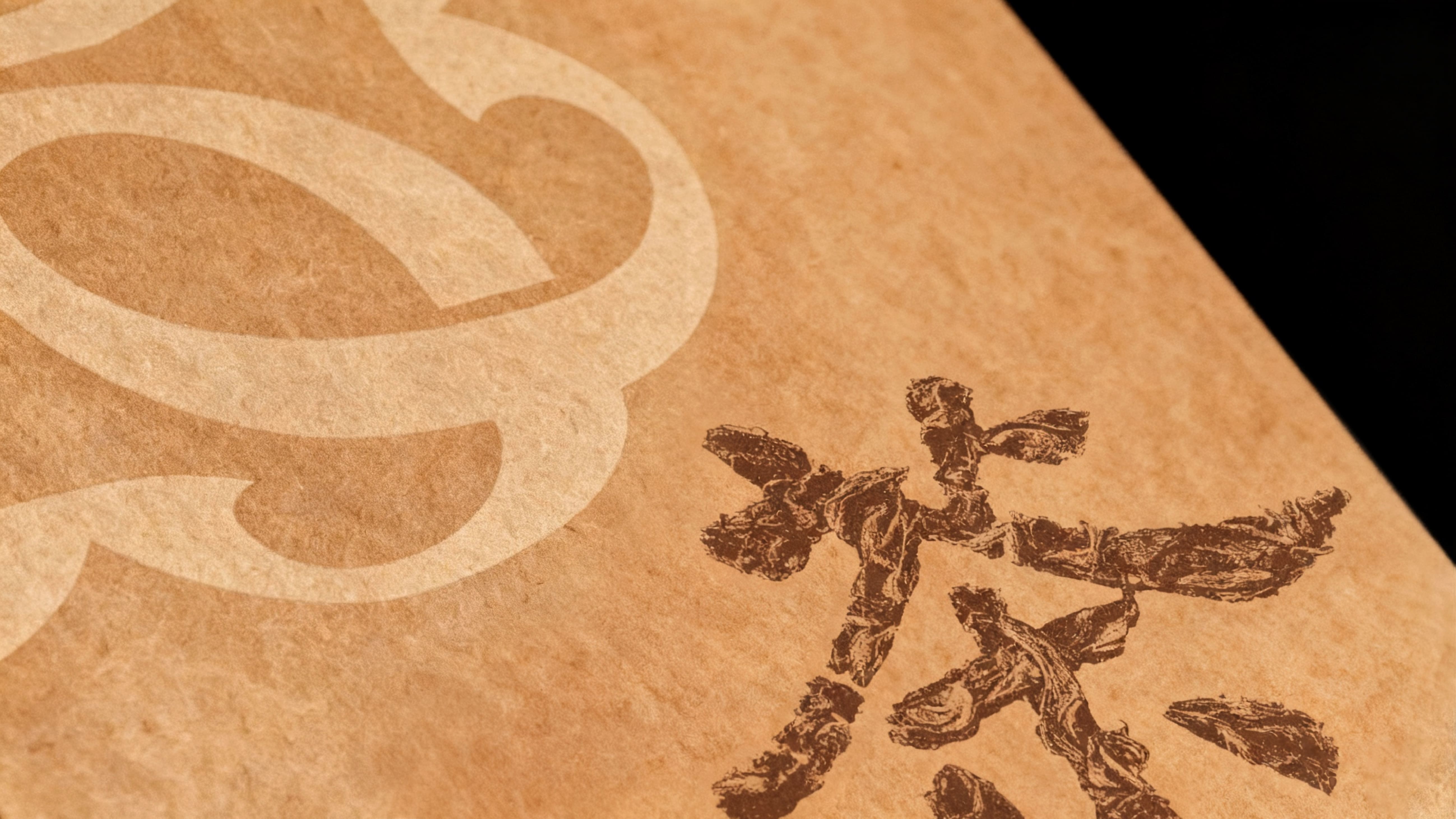 Rong Xiaoguan，Tea packaging，Kraft paper，trapezoidal stand bag，Food packaging，tea，environment protection，simple but elegant，