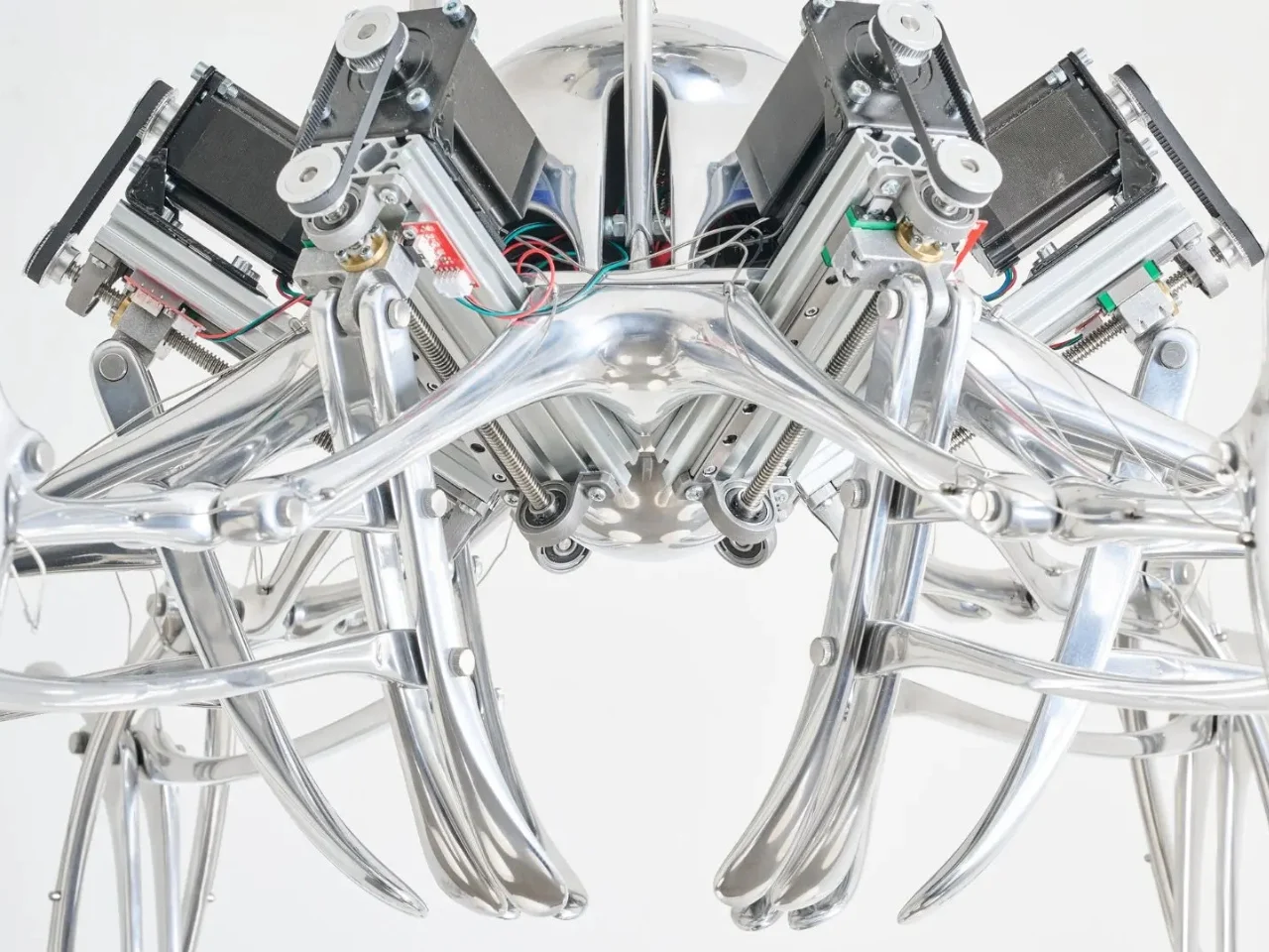 LUMIAC Pendant Lamp，Milan Design Week ，Nilufar Gallery，LUMIAC，Glass products，