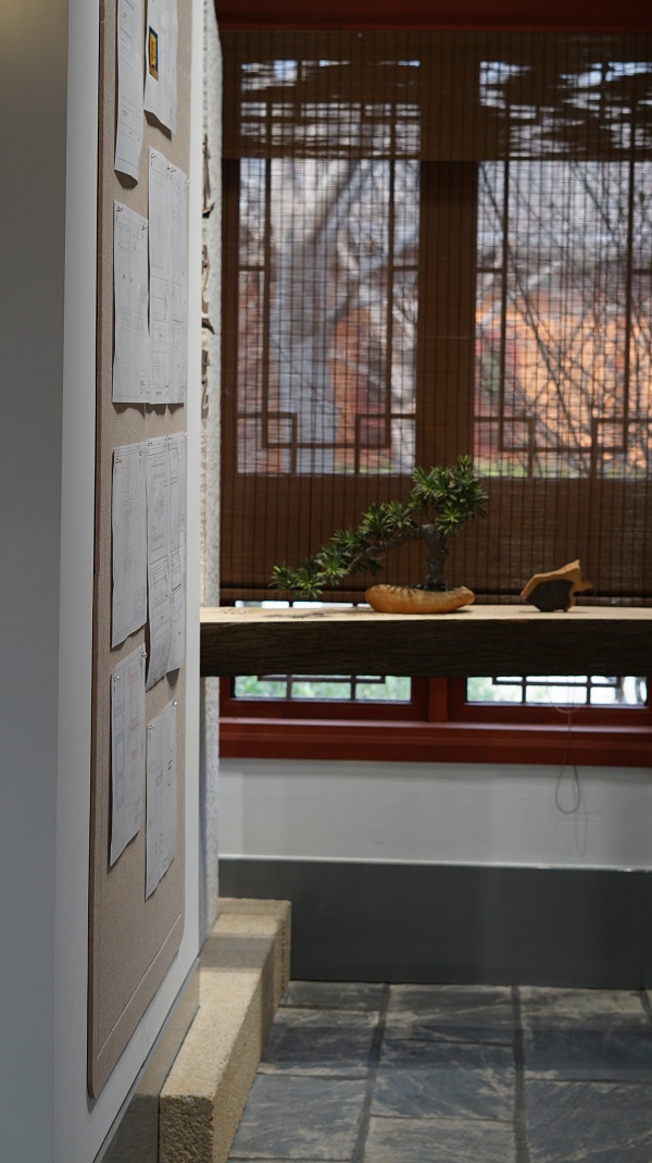 Wood, studio exhibition hall, furniture, antique, stone，