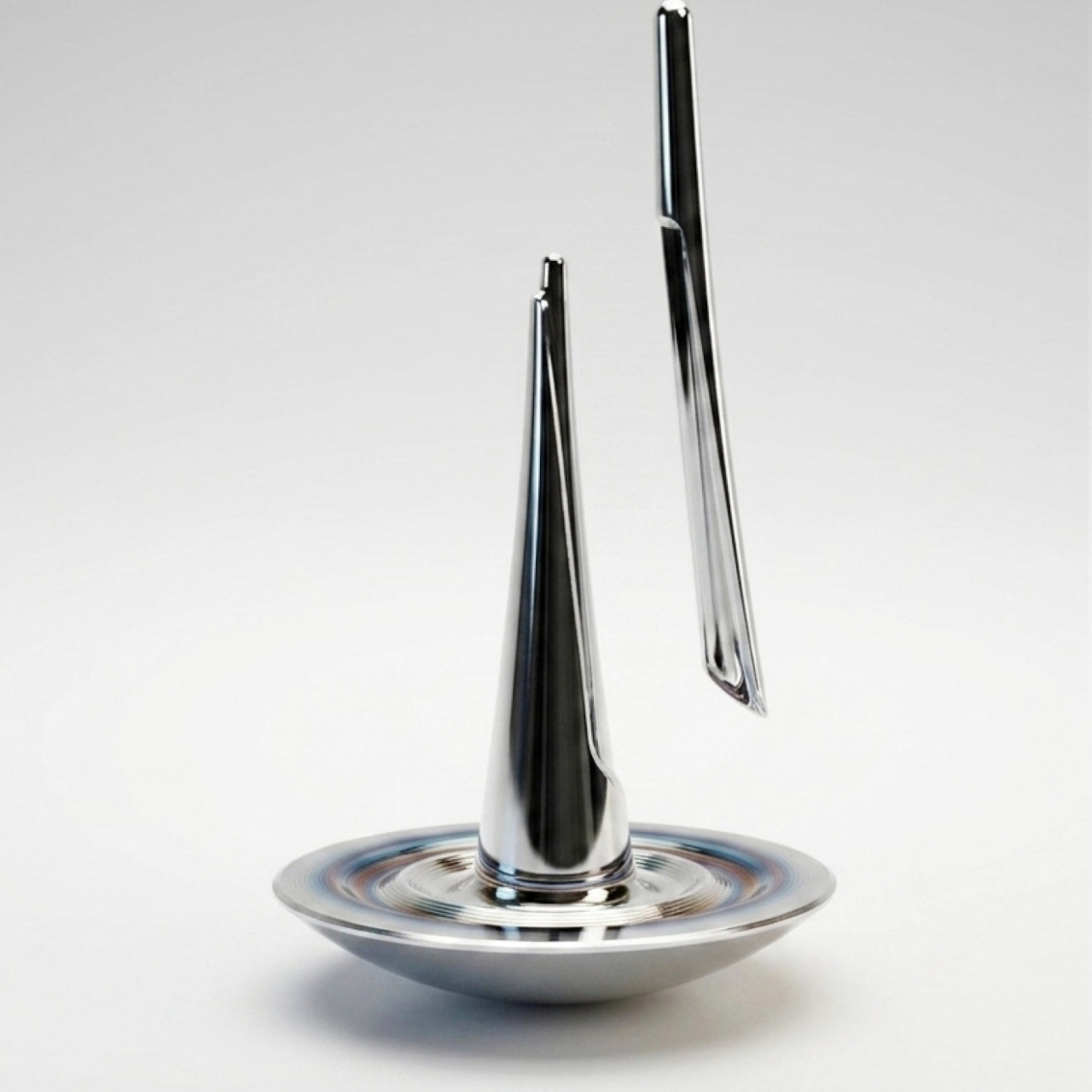 DROP Shoehorn，Alexander Matyuk，Tumbler counterweight structure，Glass texture，Furniture Accessories，