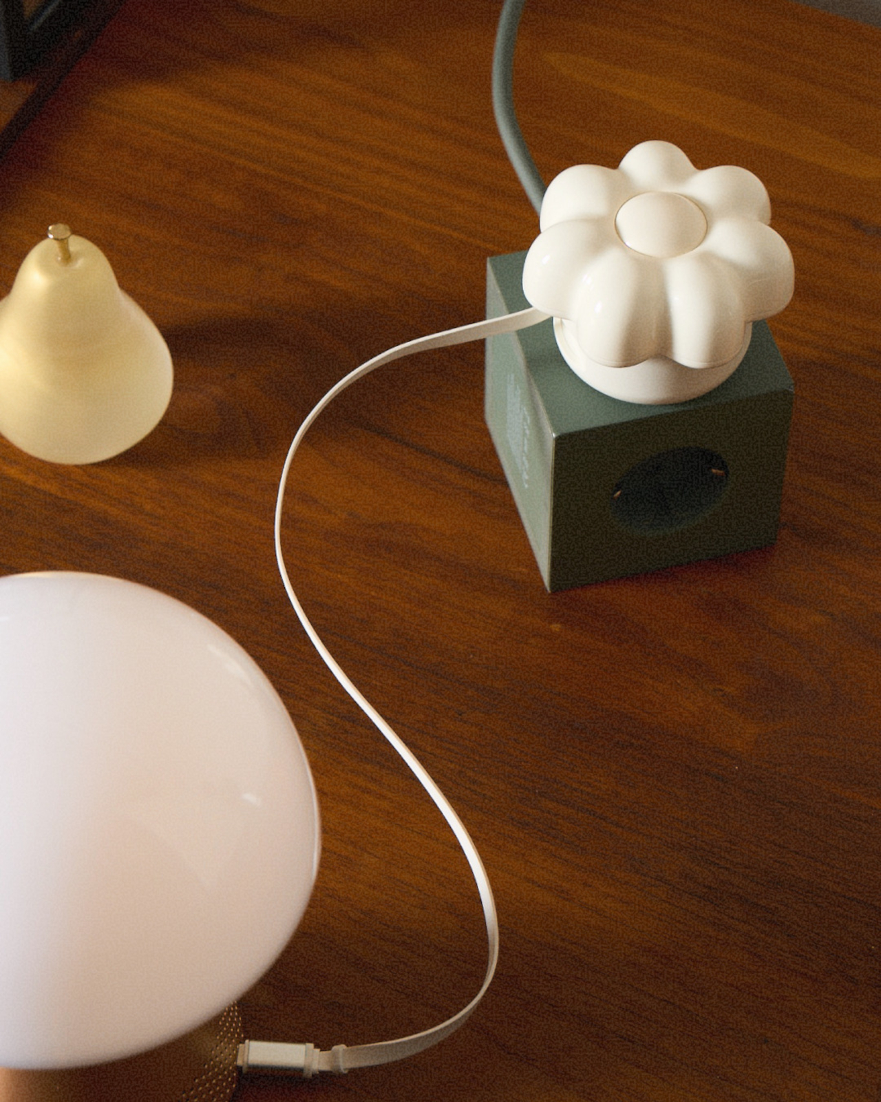 Objet Charger，Charger，Digital，electronic product，