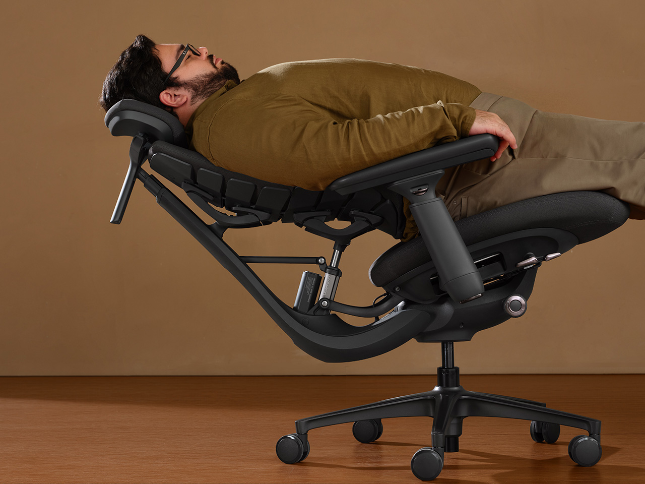 Maxis，chair，ergonomic chair，furniture，