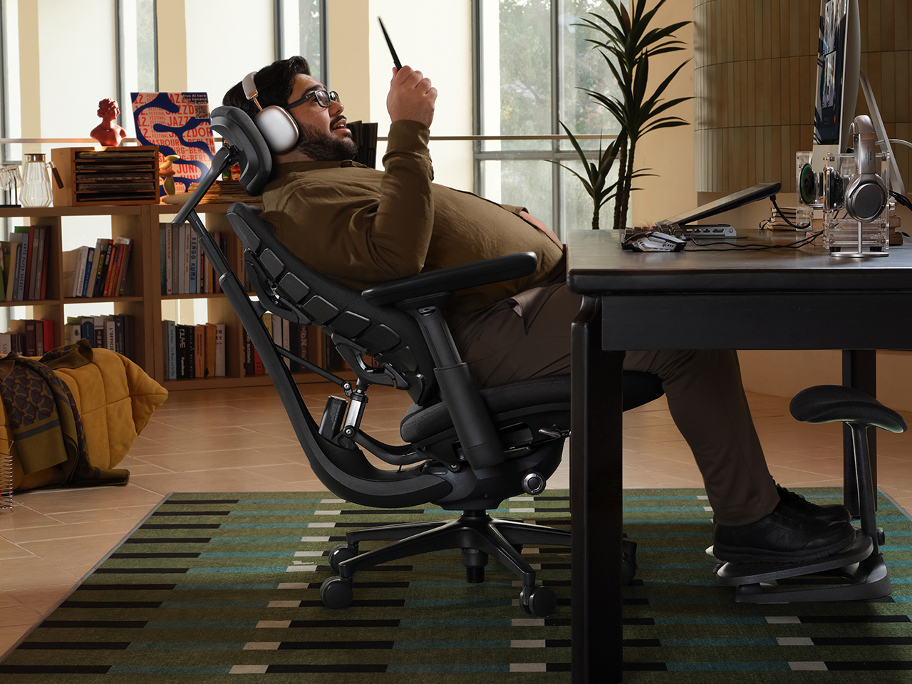 Maxis，chair，ergonomic chair，furniture，