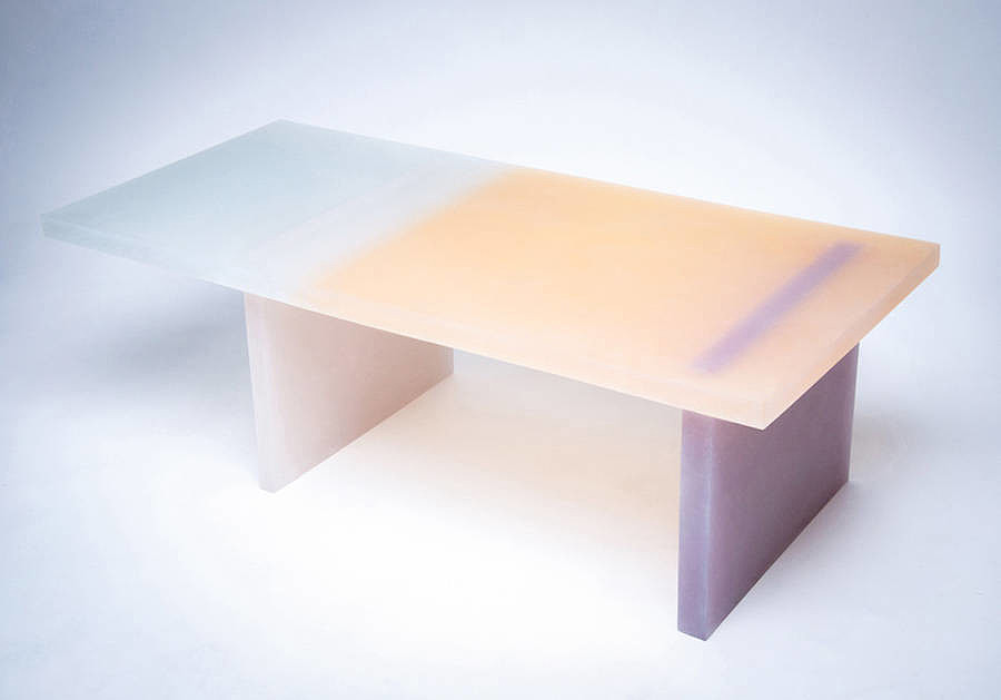 Soft light，translucent，resin，flow，