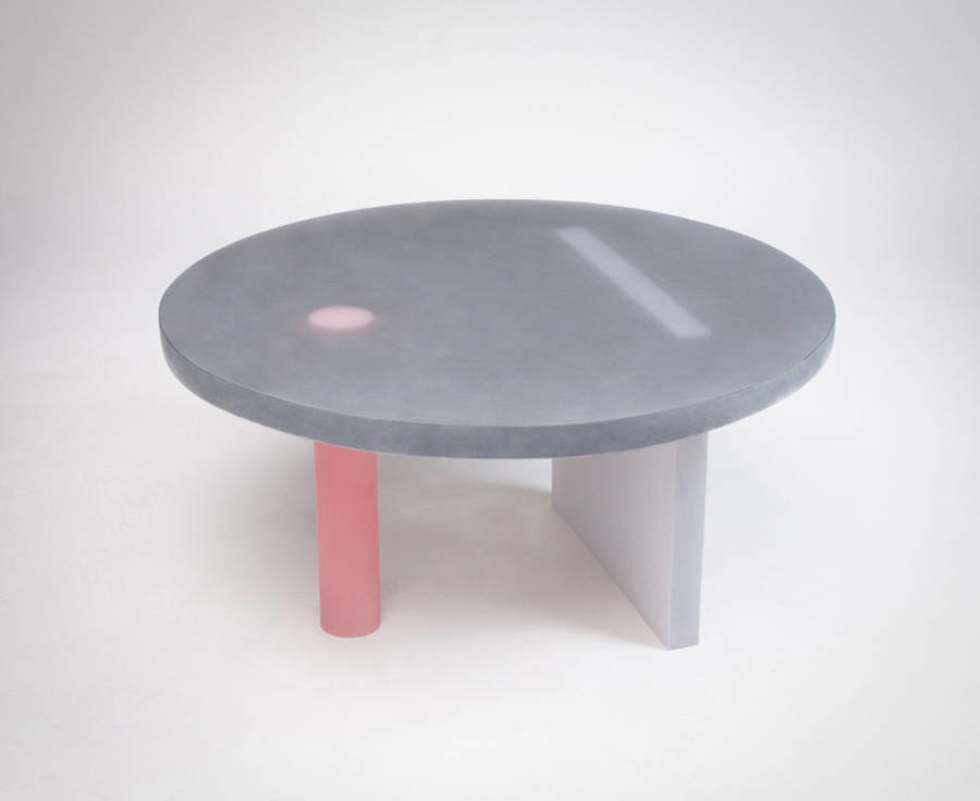 Soft light，translucent，resin，flow，