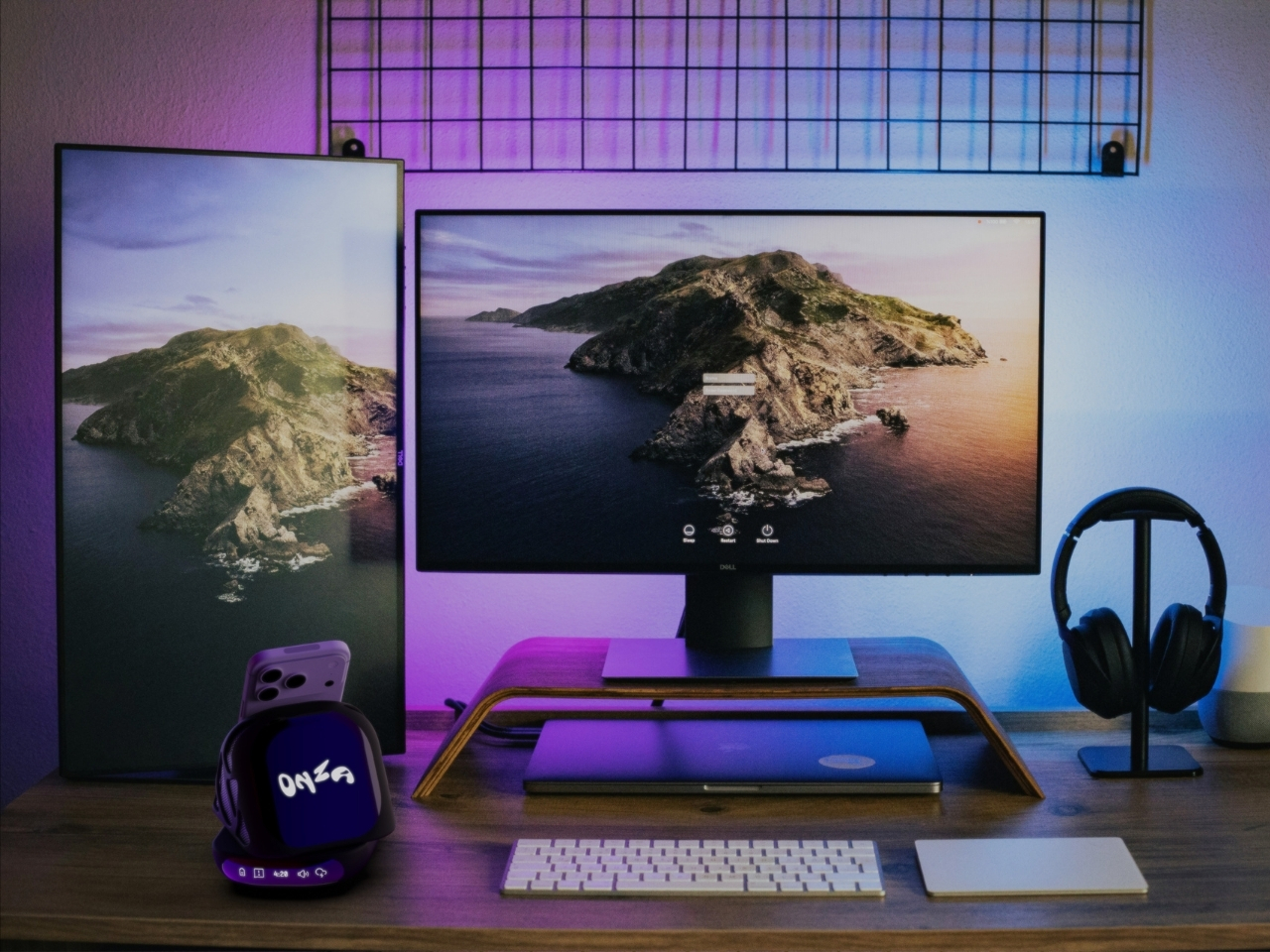 Wireless charging base，Minimalist Desktop，Great office desk items，Desktop Dock，ONZA，