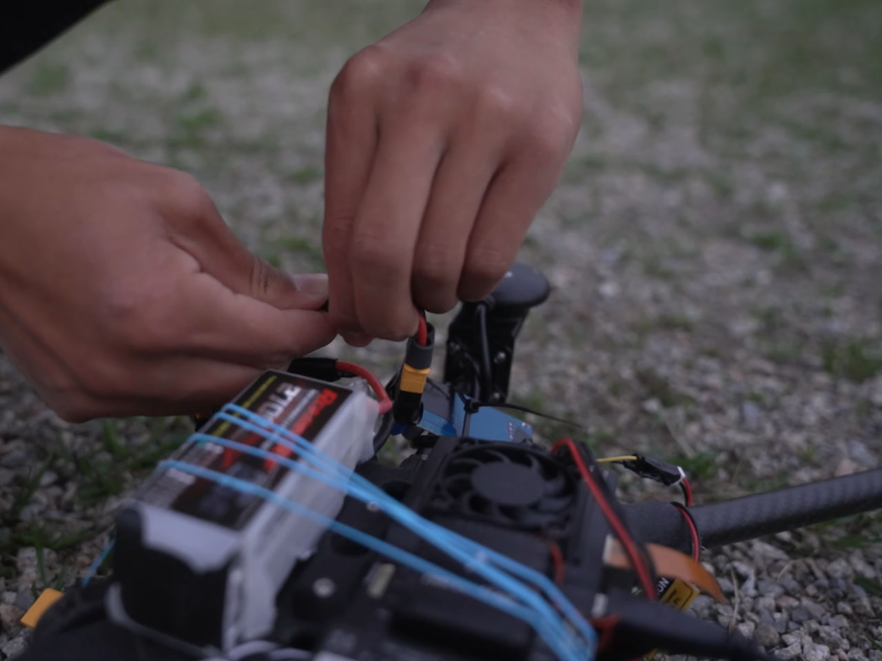 autonomous flight，UAV，Autonomous Avoidance Array，Auto follow，