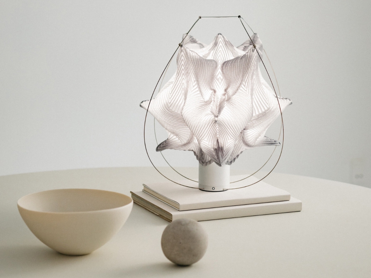 lamps and lanterns，originality，Housewear & Furnishings，Issey Miyake，