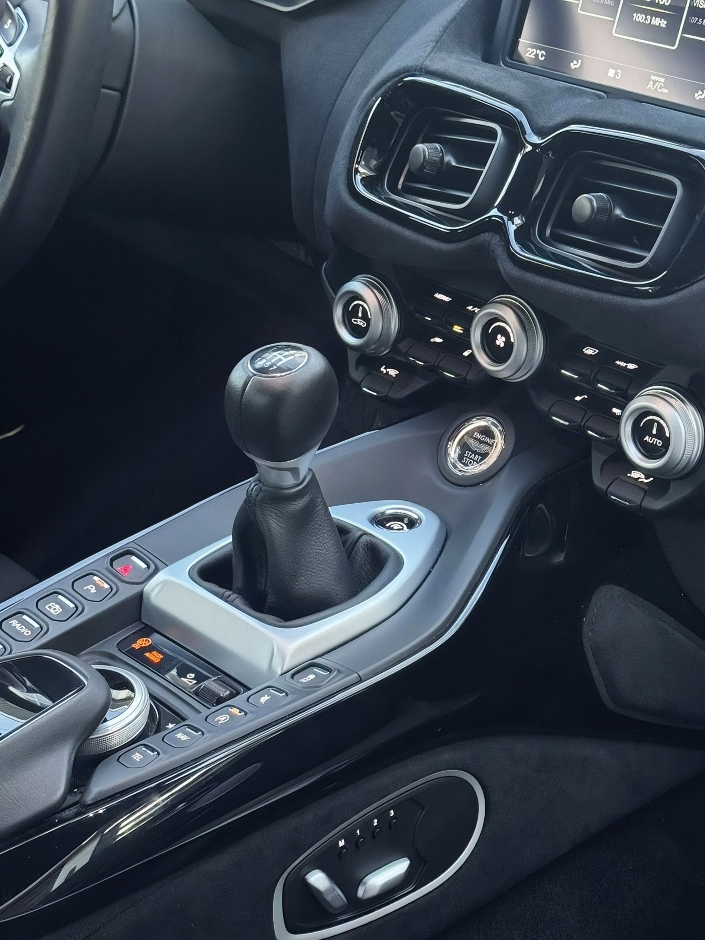 Gear shift knob，Manual gear，inspiration，