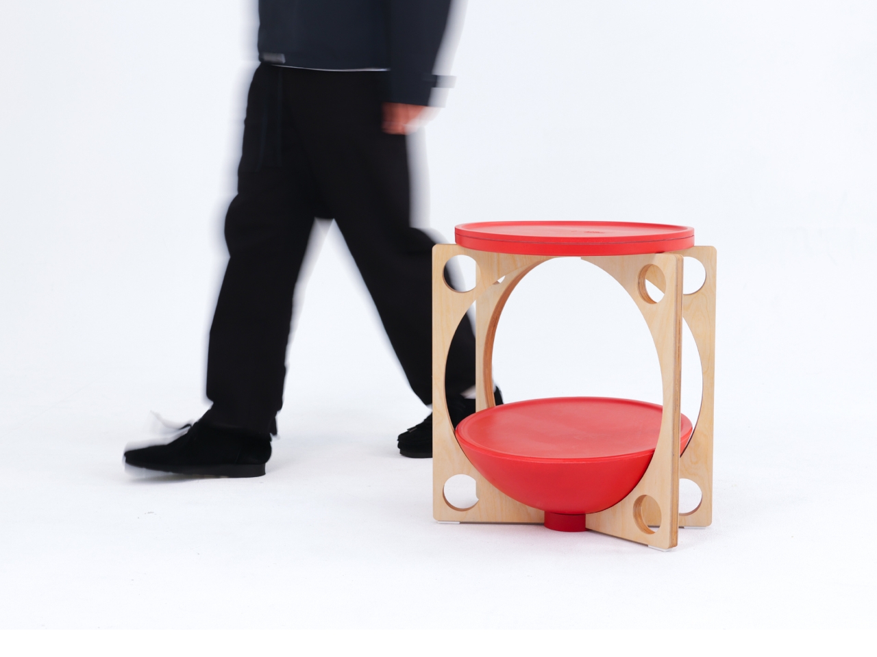 OTTO Footstool，Tumbler Inspiration，Ergonomics，Glued laminated timber，Multifunctional side table，