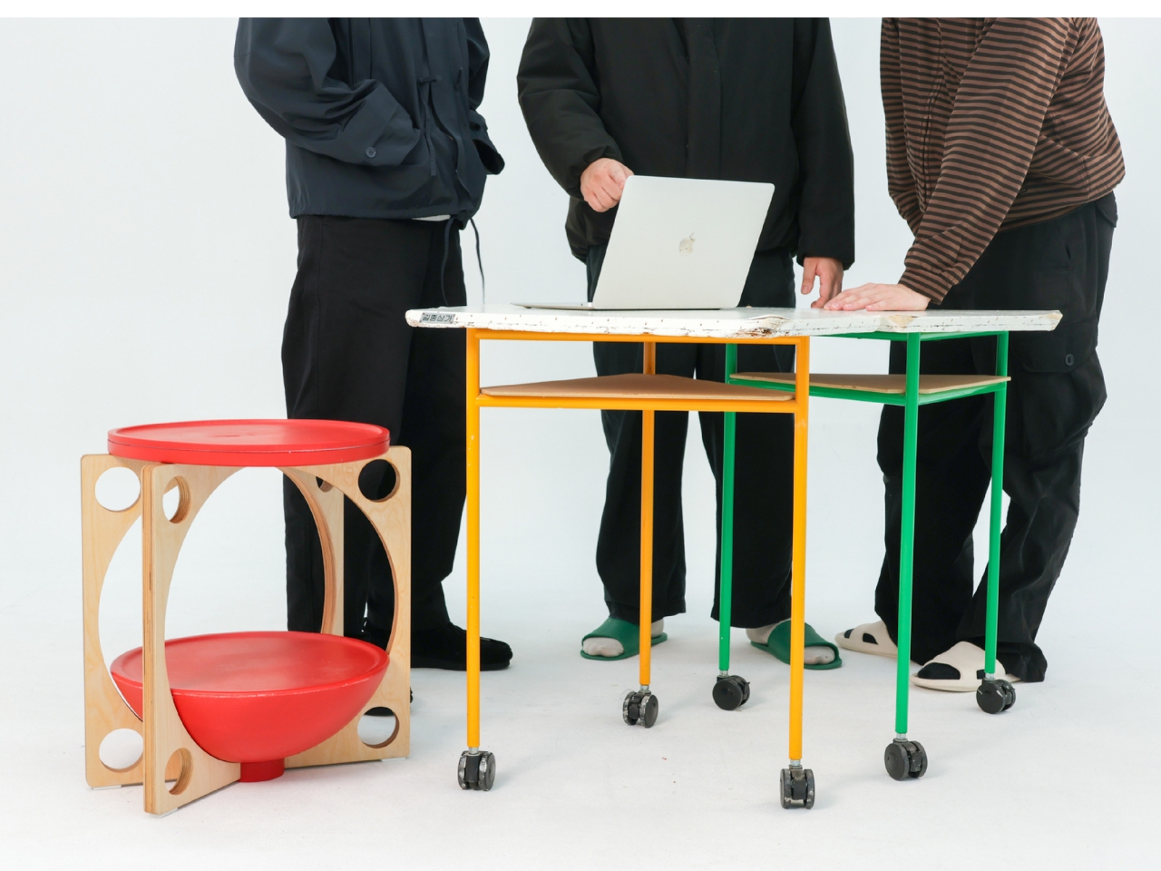 OTTO Footstool，Tumbler Inspiration，Ergonomics，Glued laminated timber，Multifunctional side table，