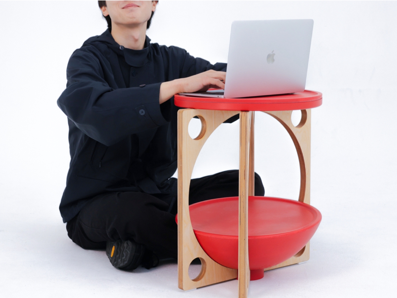 OTTO Footstool，Tumbler Inspiration，Ergonomics，Glued laminated timber，Multifunctional side table，