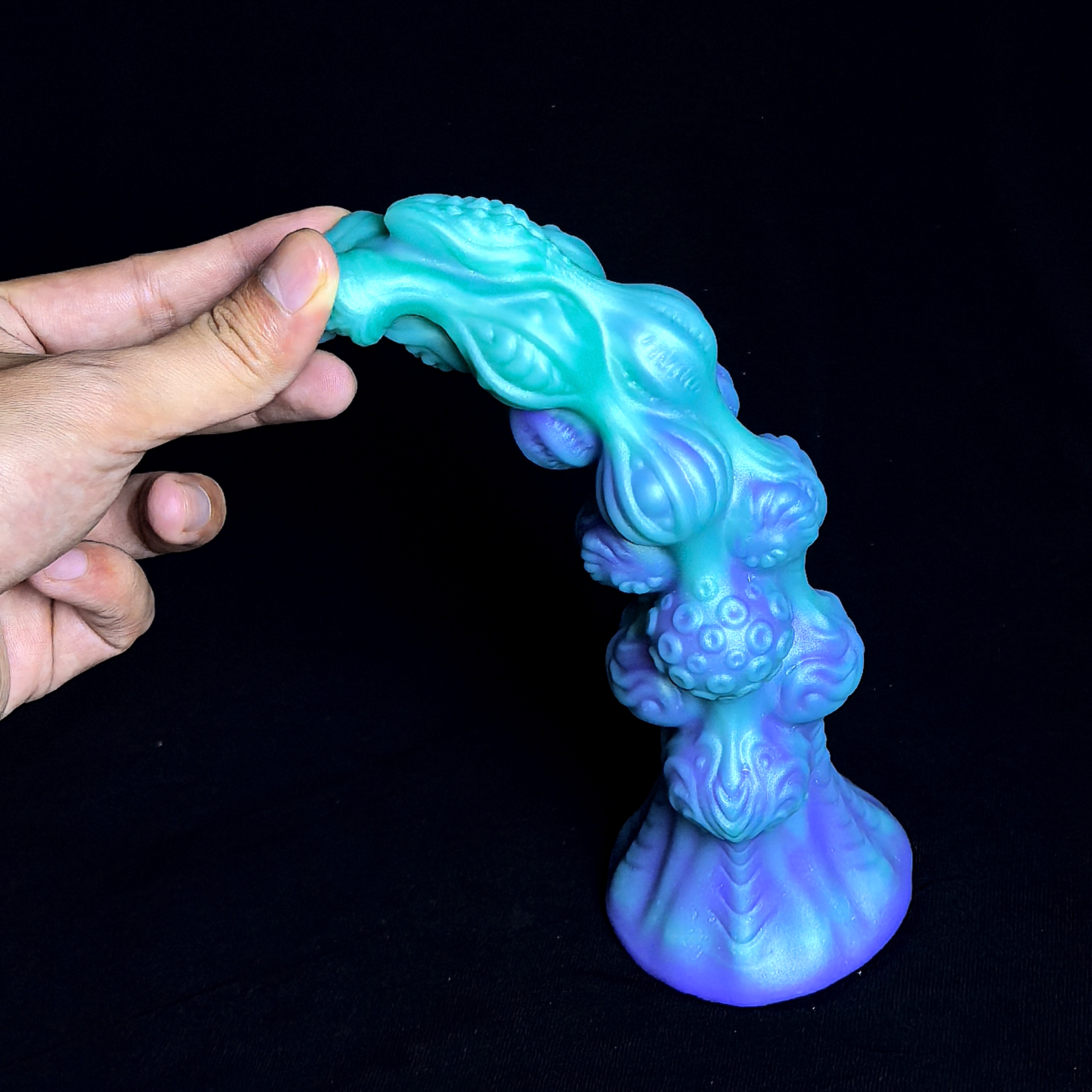 # Adult toys# Alien art，