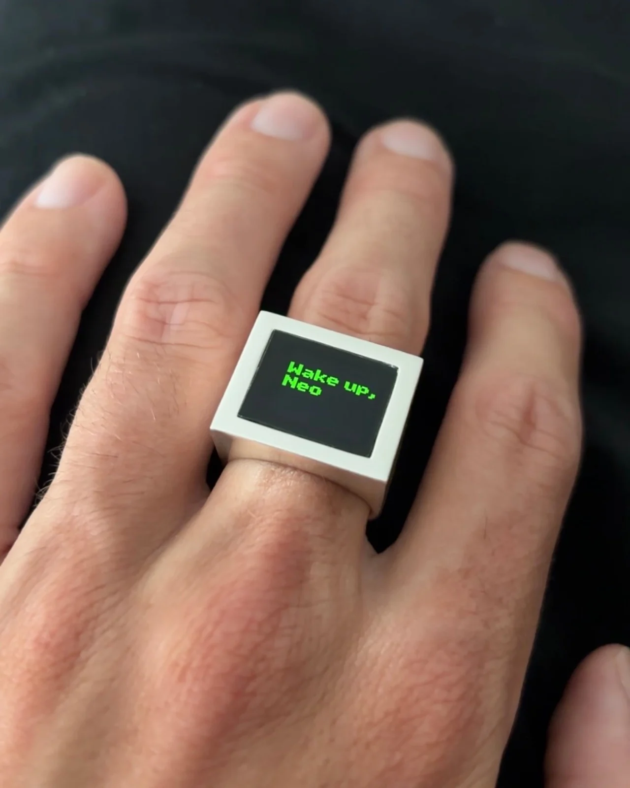 Smart ring，OLED，wearable devices ，Technology Jewelry，