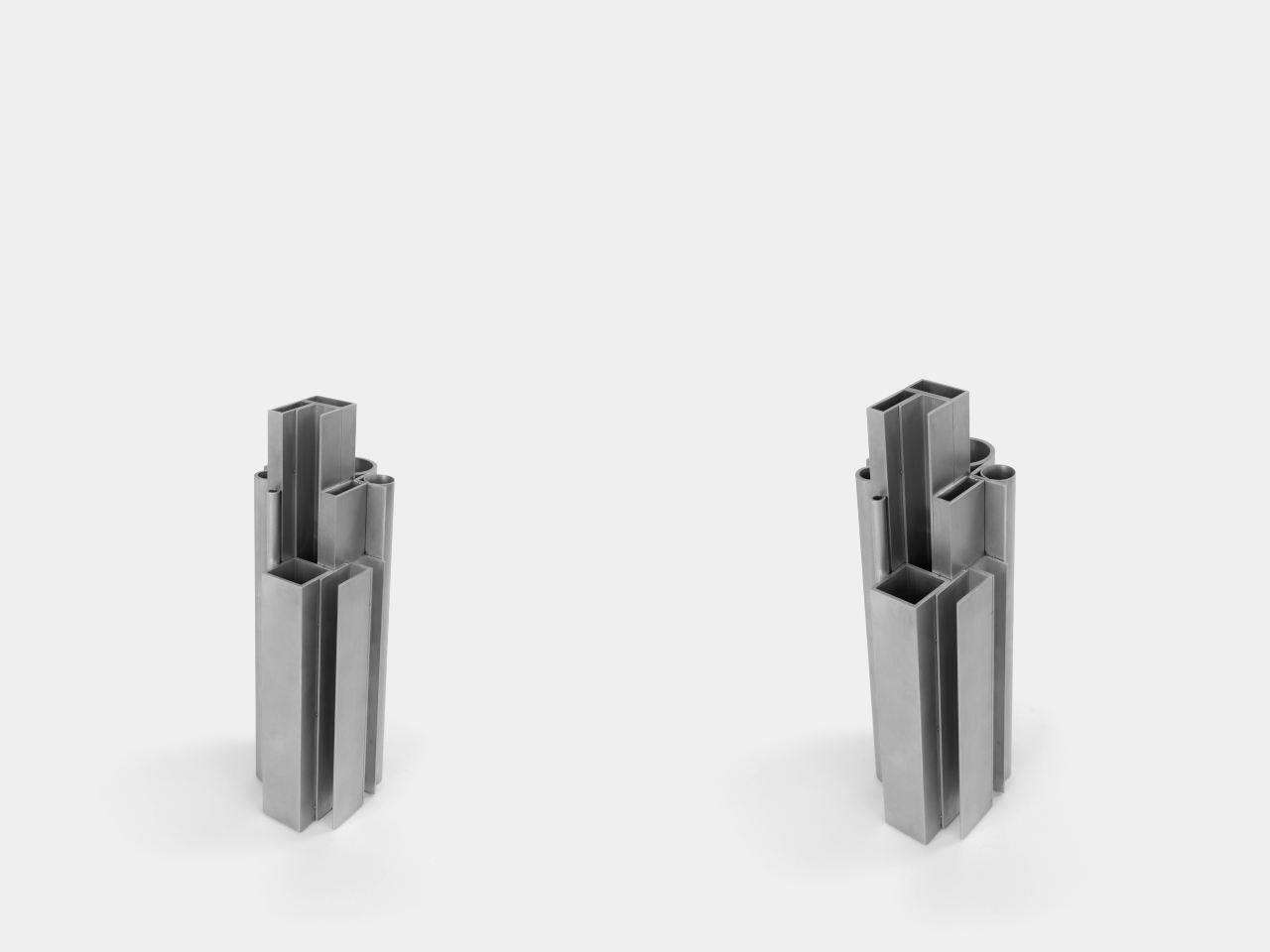 Offcut Aluminum Vase，Aluminium profile material，Recycling design，Industrial wind home，Metal floral ware，