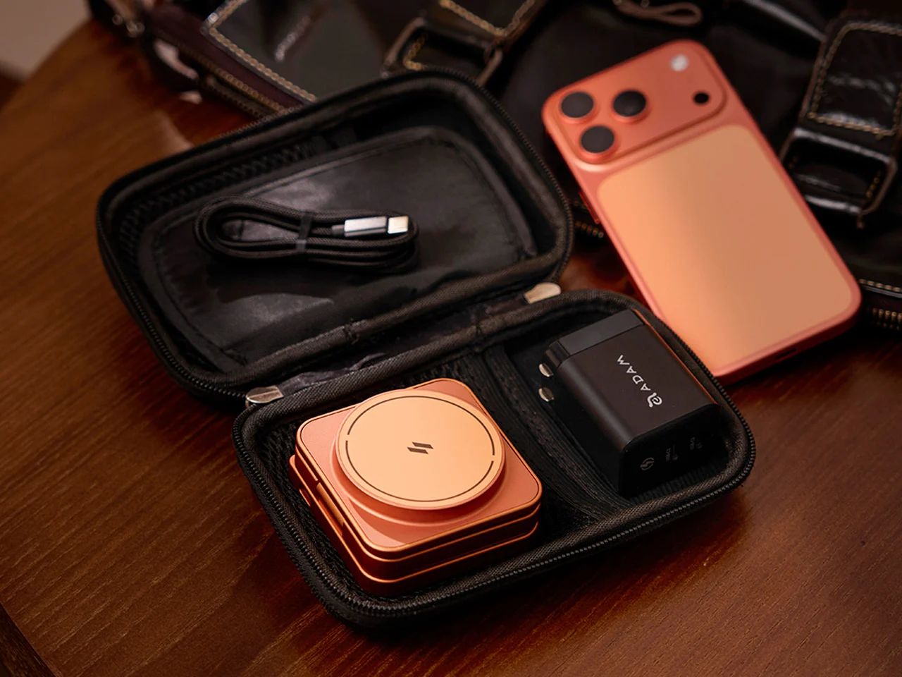 ADAM elements，Mag 3 Ultra，Three in one，Wireless charging，