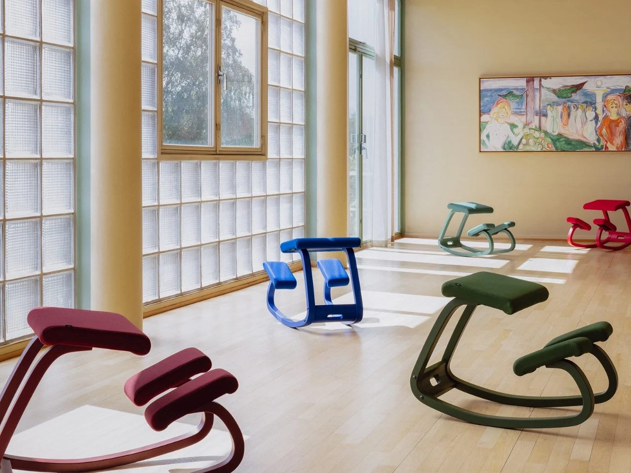VARIABLE™，Kneeling chair，ergonomic chair，Nordic design，Recycled polyester fabric，