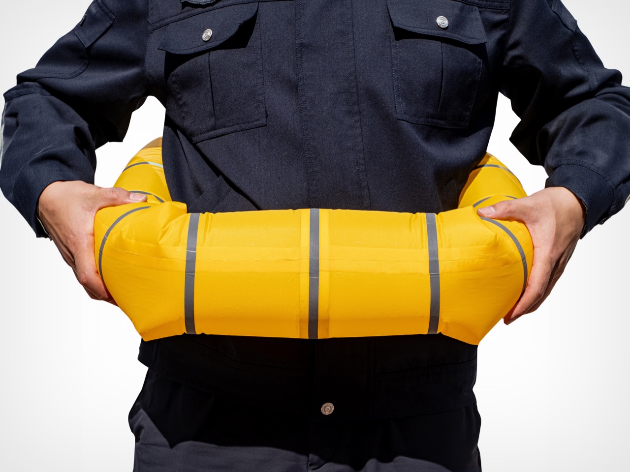 Manual pump inflation，Reflective silver tape，Life-saving device，sectional buoyancy chamber，Ark Hero No.1，