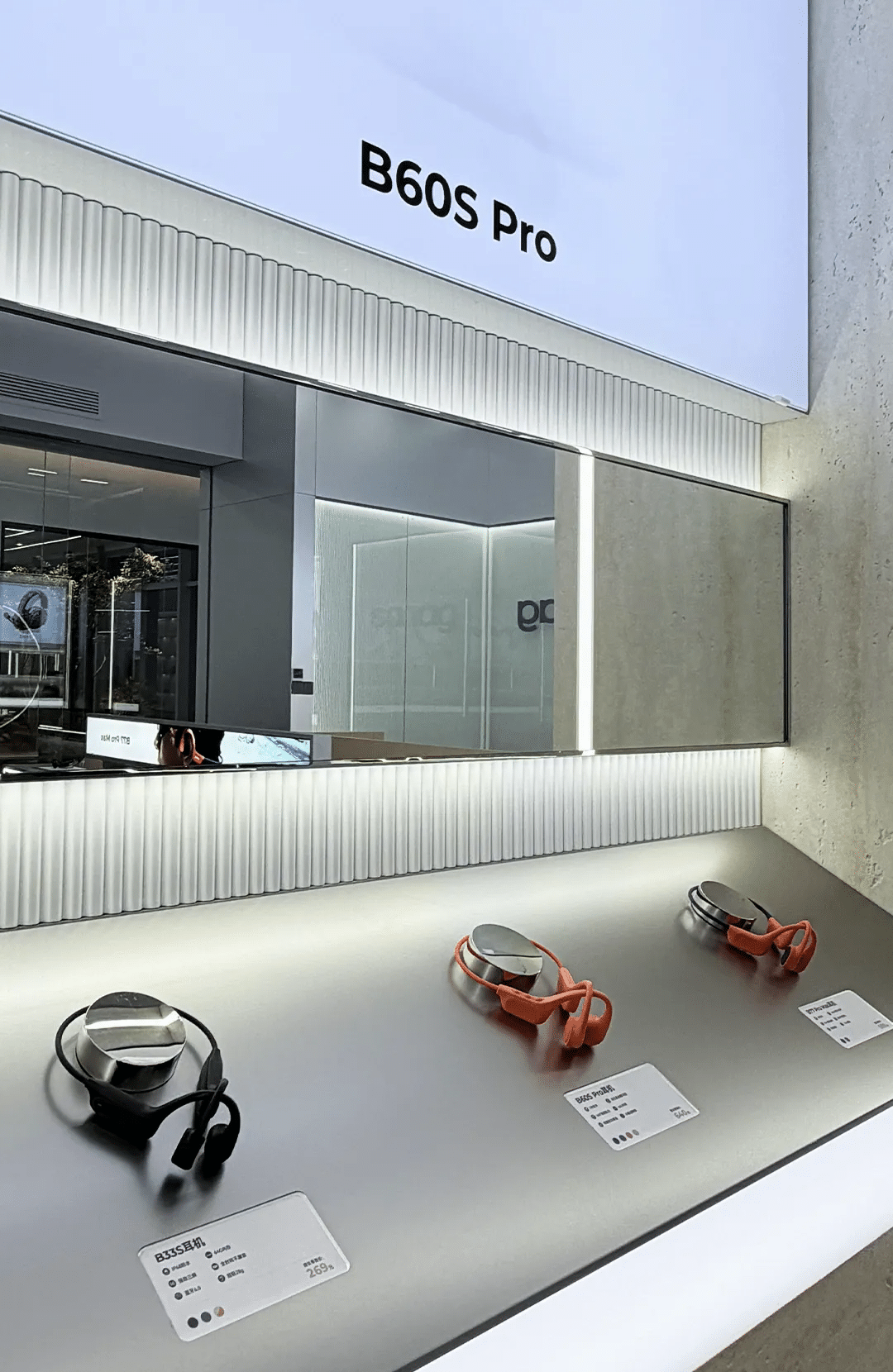 Brand design，space design ，Commercial space design，Store Design，VI design，3D rendering，Exhibition design，KV design，