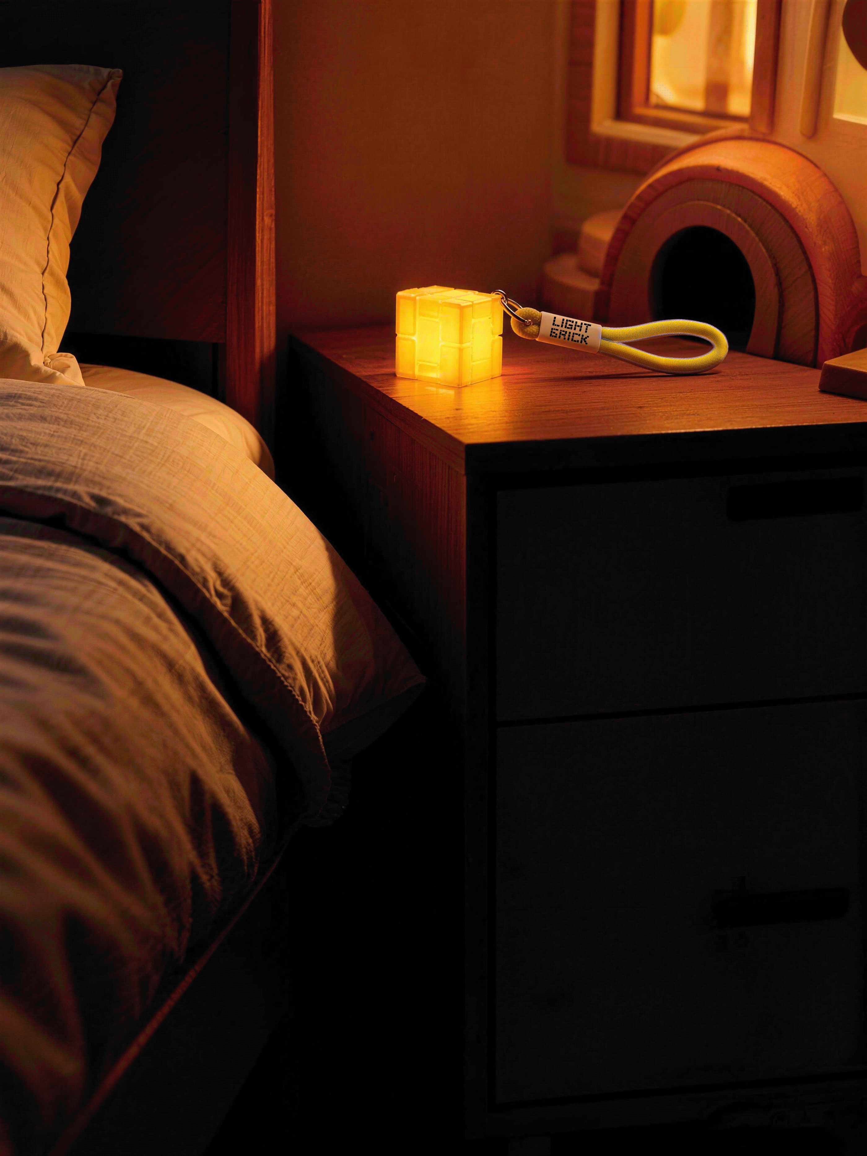 Zero-to-One Design，Slow Companion，Mini Brick Light，Mini night light，Minimalist design ，Brick lamp，