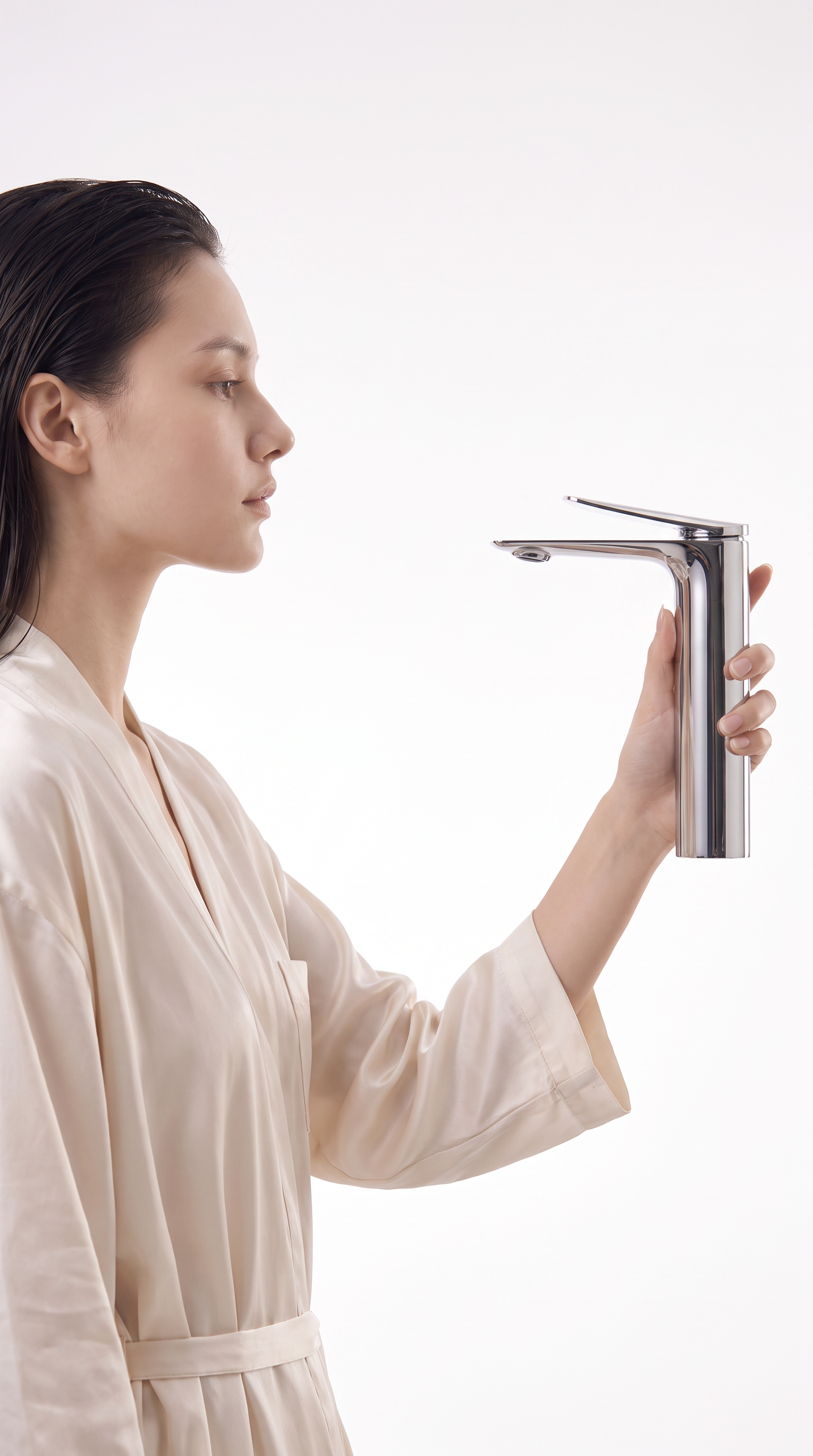 Bathroom; faucet; basin; sanitary ware; minimalist，