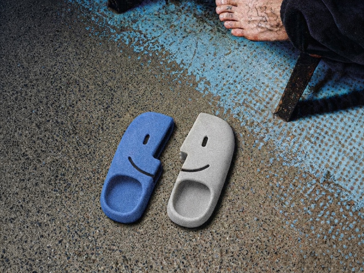 polyurethane，Sandals，asymmetric segmentation，Hollowed-out ventilation，visual pun，