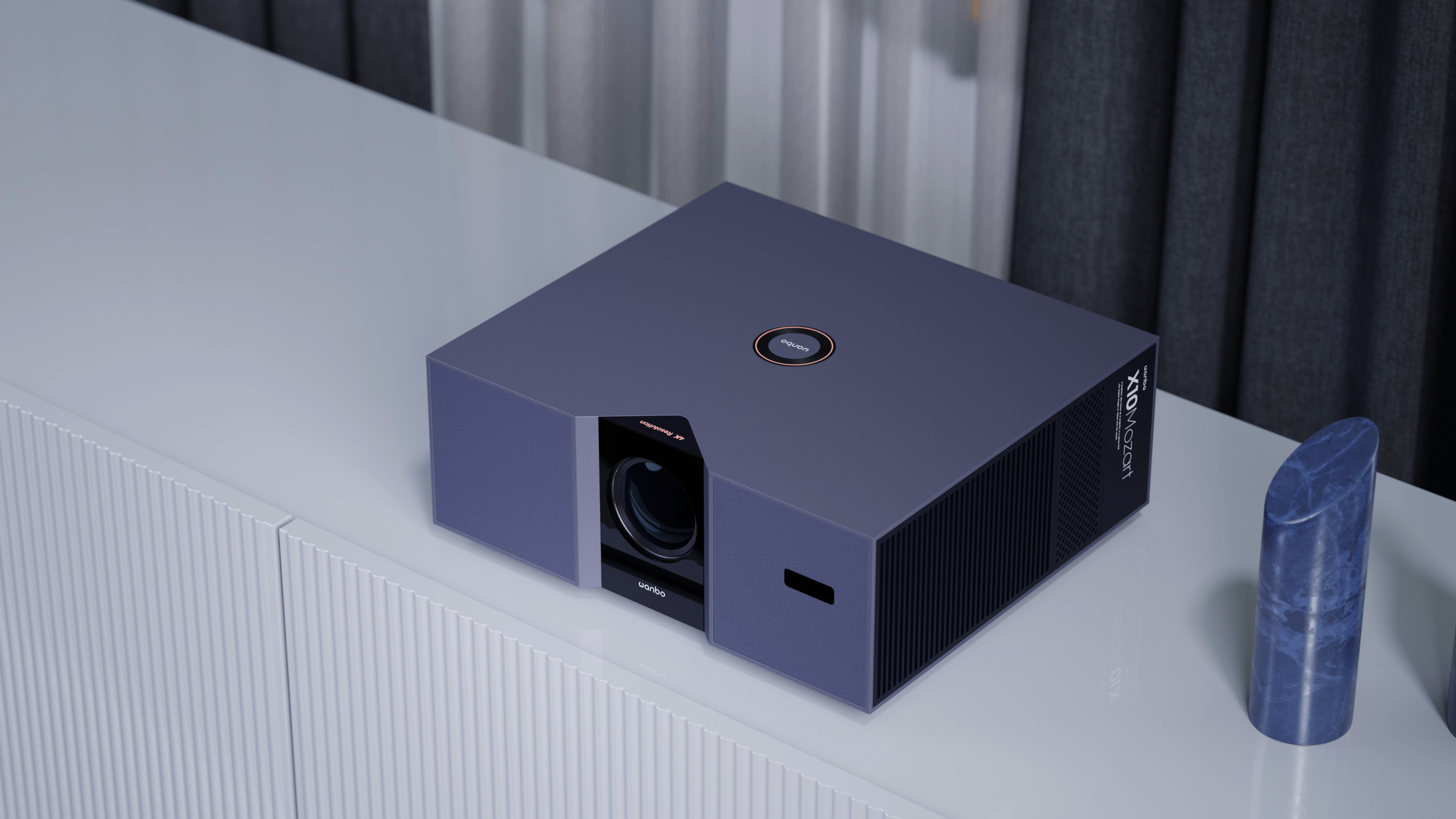 Projector，