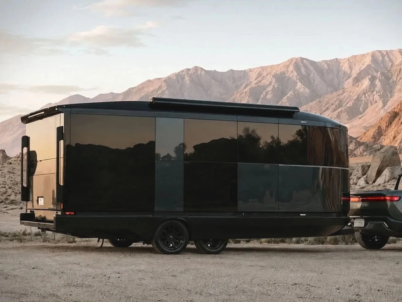 Aboard T4，Trailer RV，vehicle，automobile，