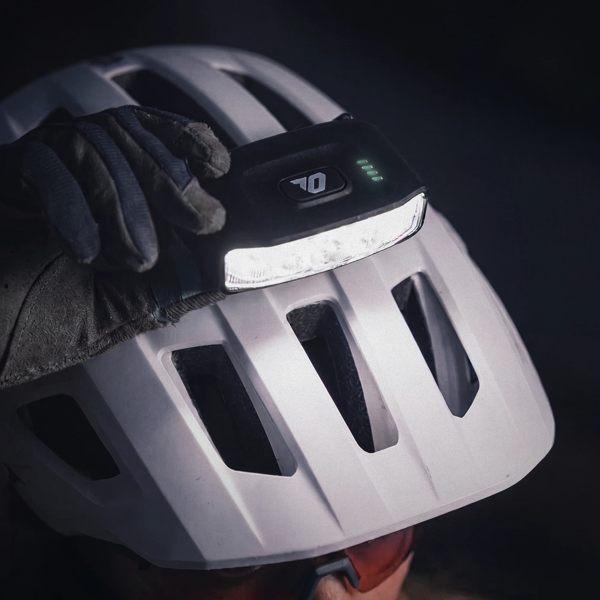 Helmet lamp，Outdoor equipment，originality，Portal，