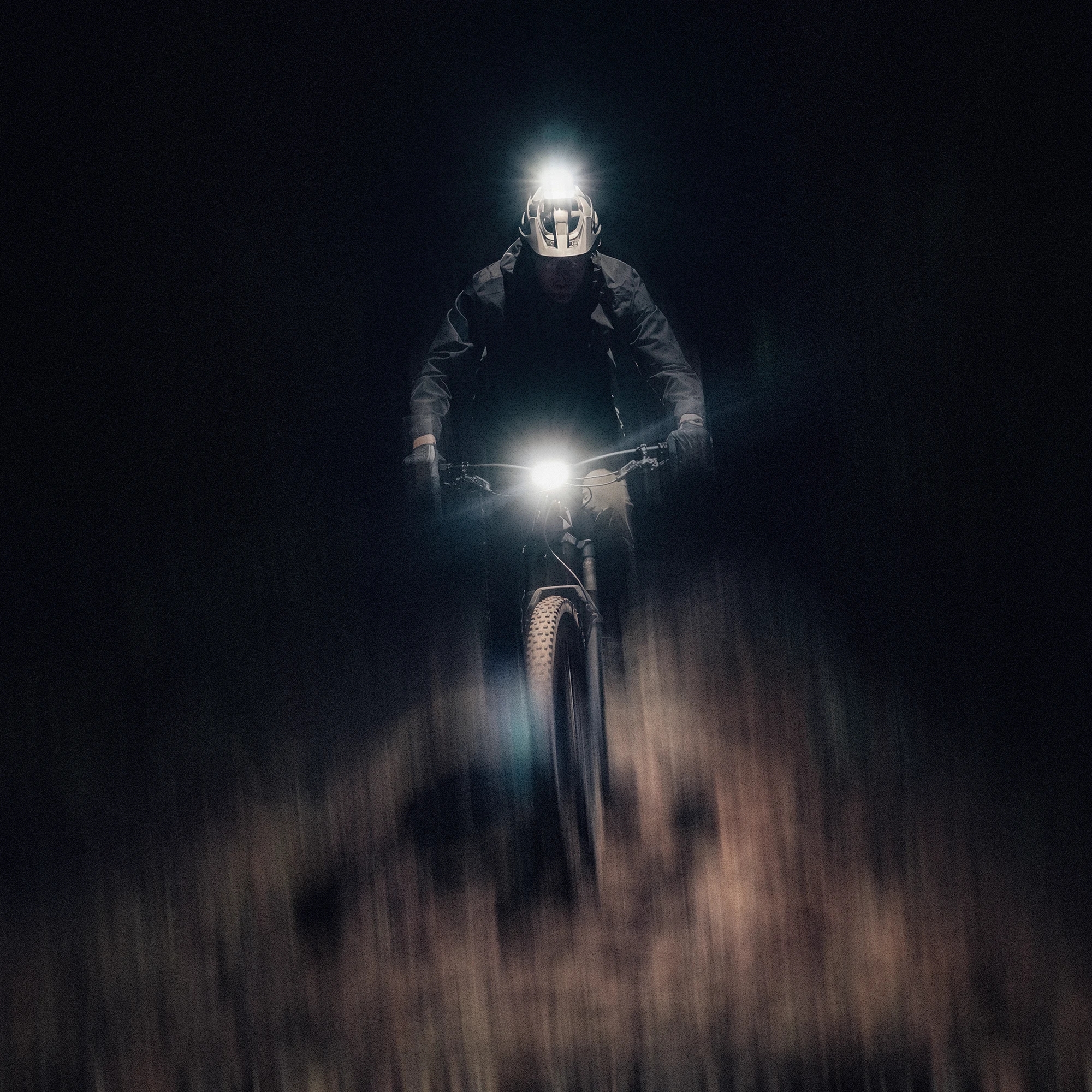 Helmet lamp，Outdoor equipment，originality，Portal，