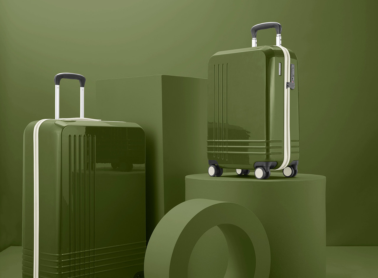 trunk，customized，ROAM，go out，travel，a business travel，