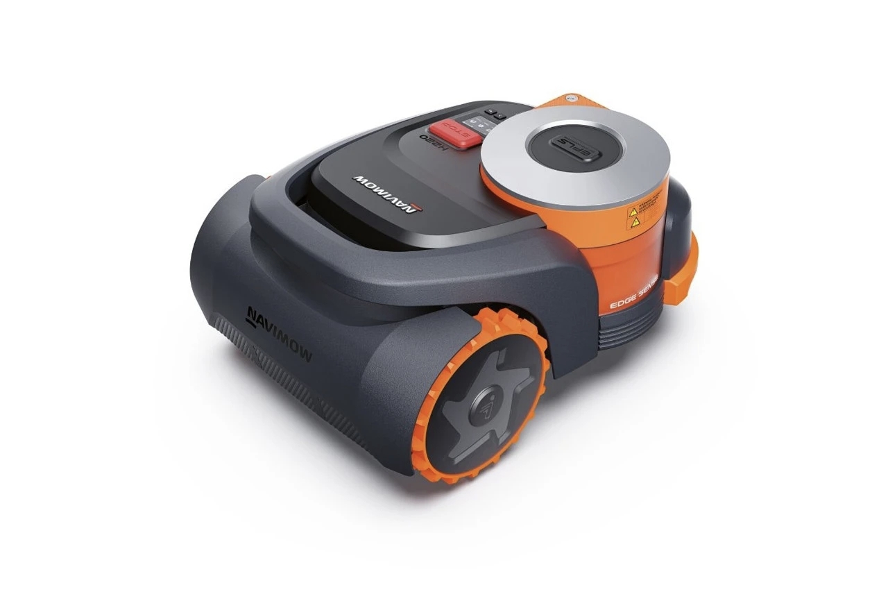 robot，cut grass，