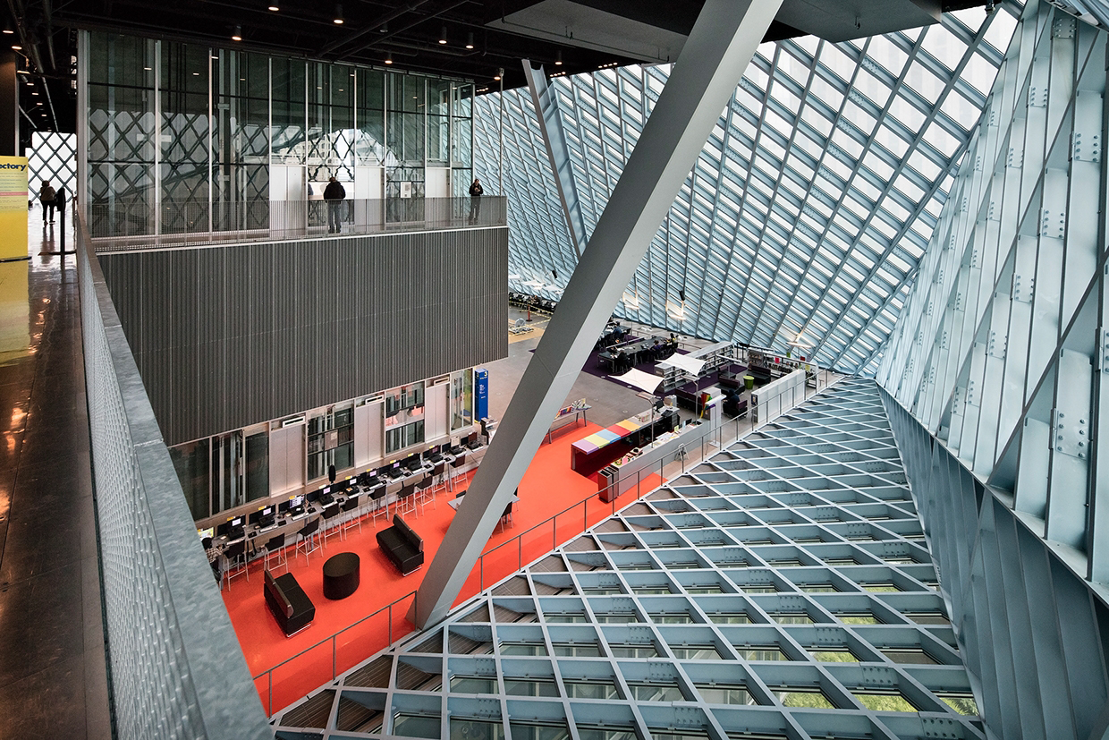 Architectural design，Appearance design，guangzhou opera house ，Zaha，Seattle Central Library ，Building interior，