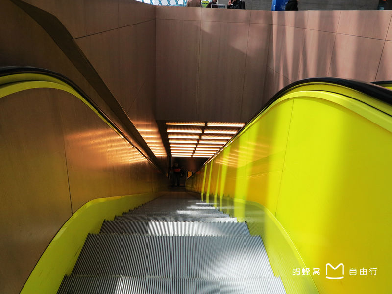 Architectural design，Appearance design，guangzhou opera house ，Zaha，Seattle Central Library ，Building interior，