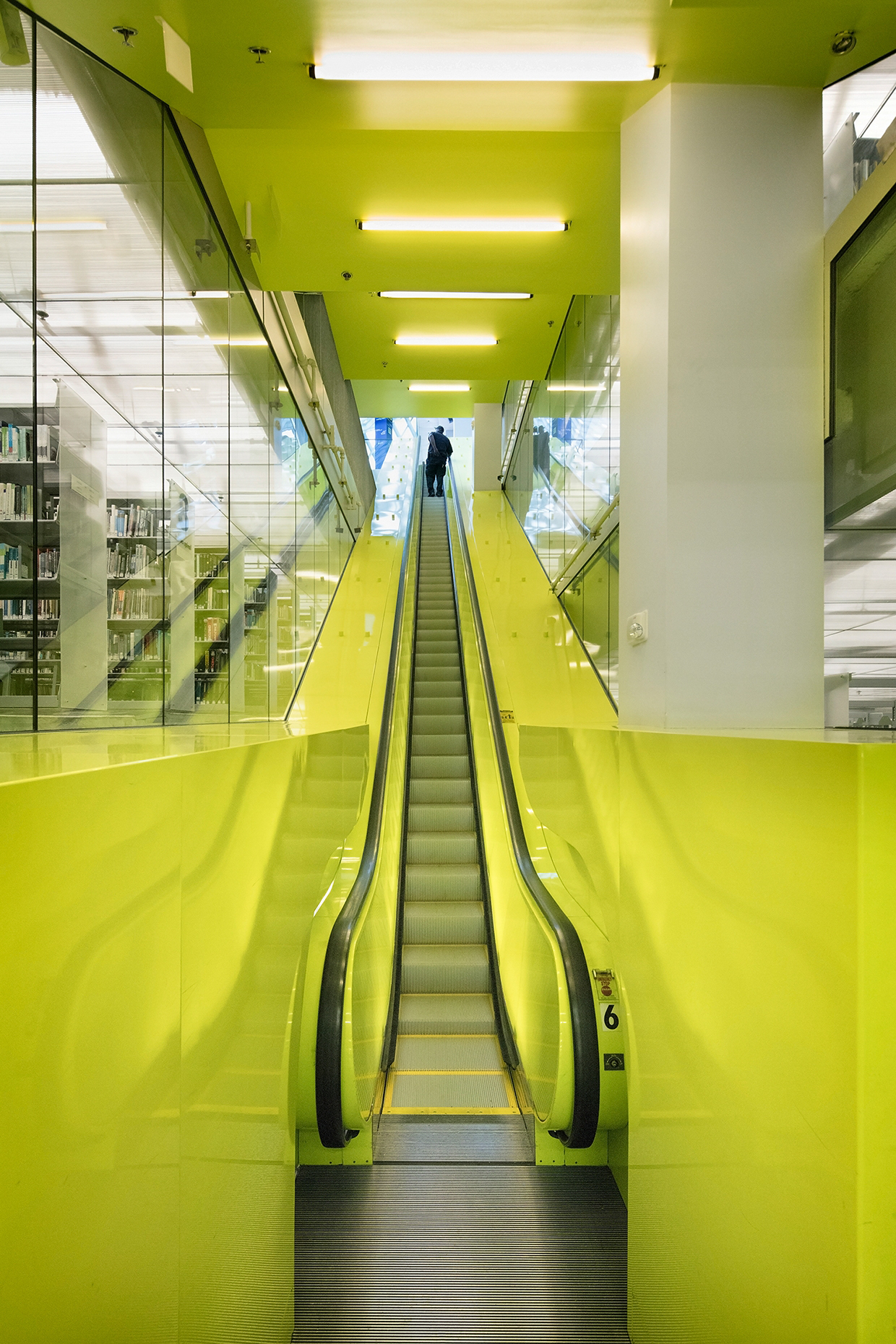 Architectural design，Appearance design，guangzhou opera house ，Zaha，Seattle Central Library ，Building interior，
