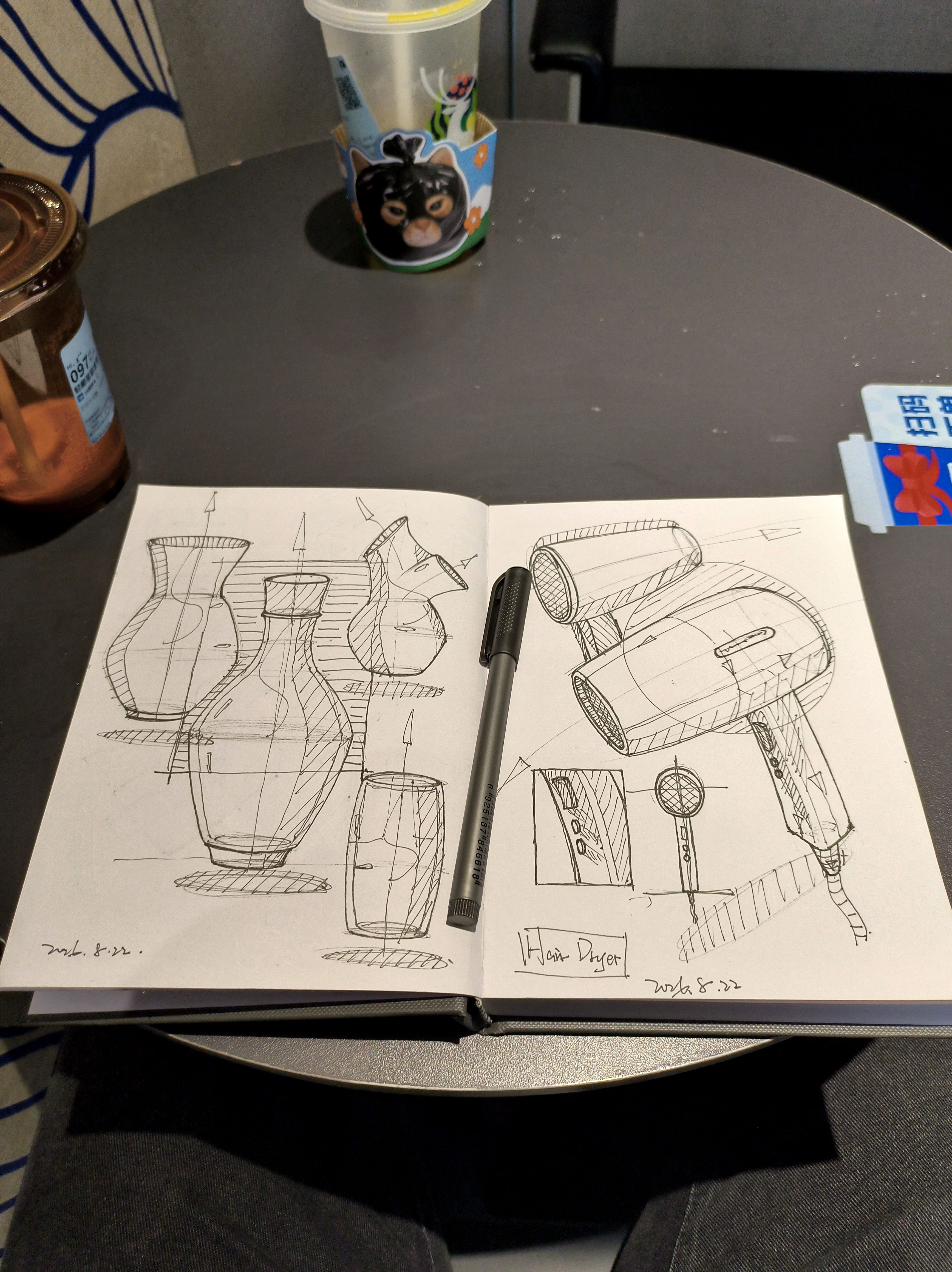 Hand drawn，