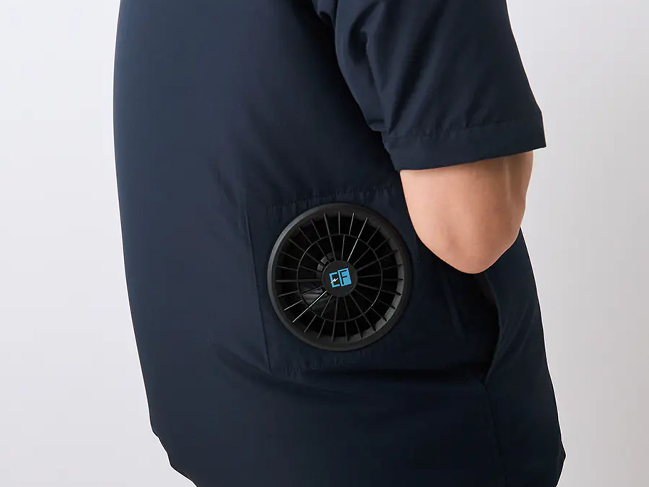 Kuchofuku，Business built-in fan shirt，originality，air-conditioned short-sleeved shirt，