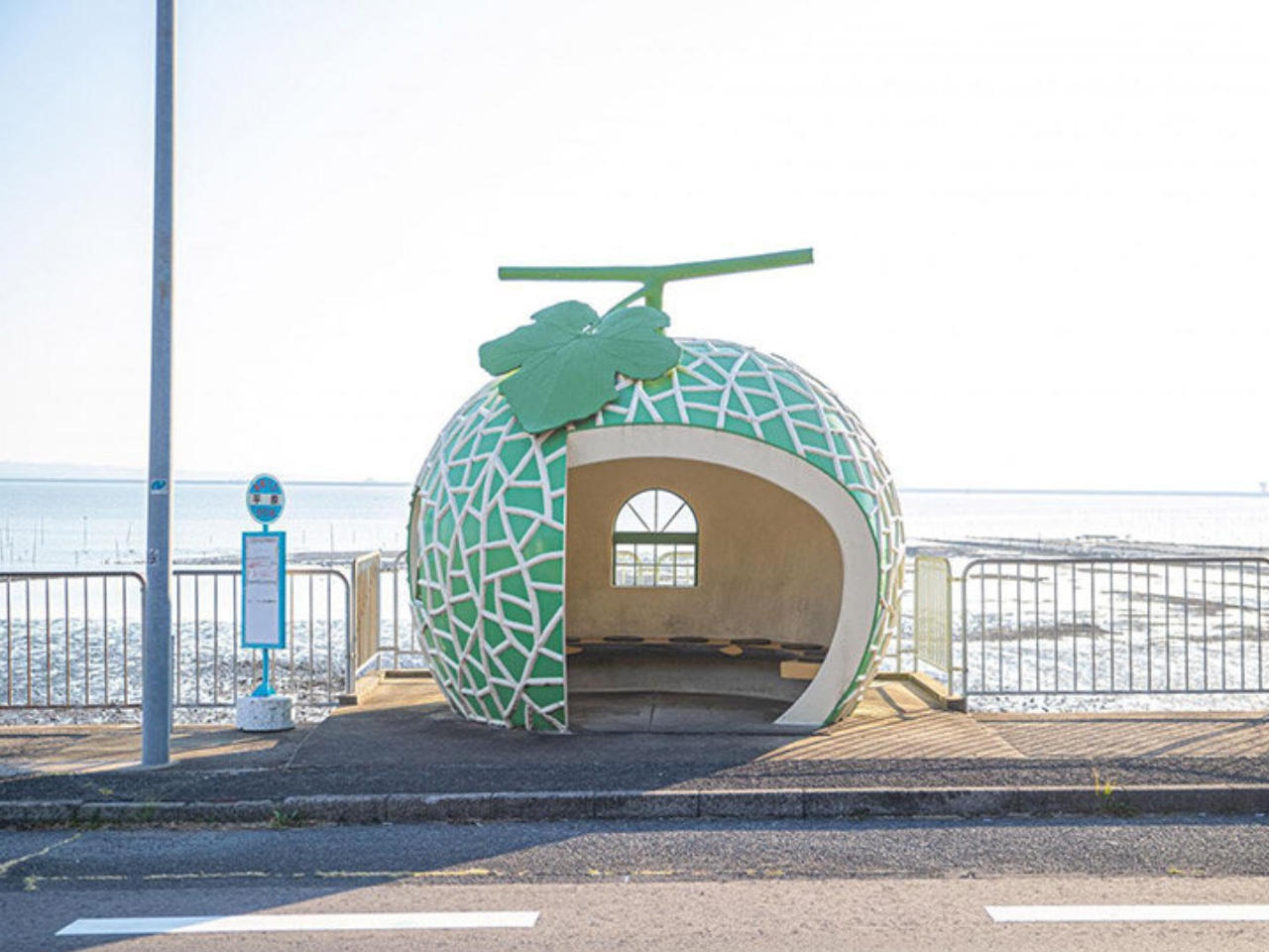 Tokimeki，Fruit shape bus station，environmental design，communal facilities，