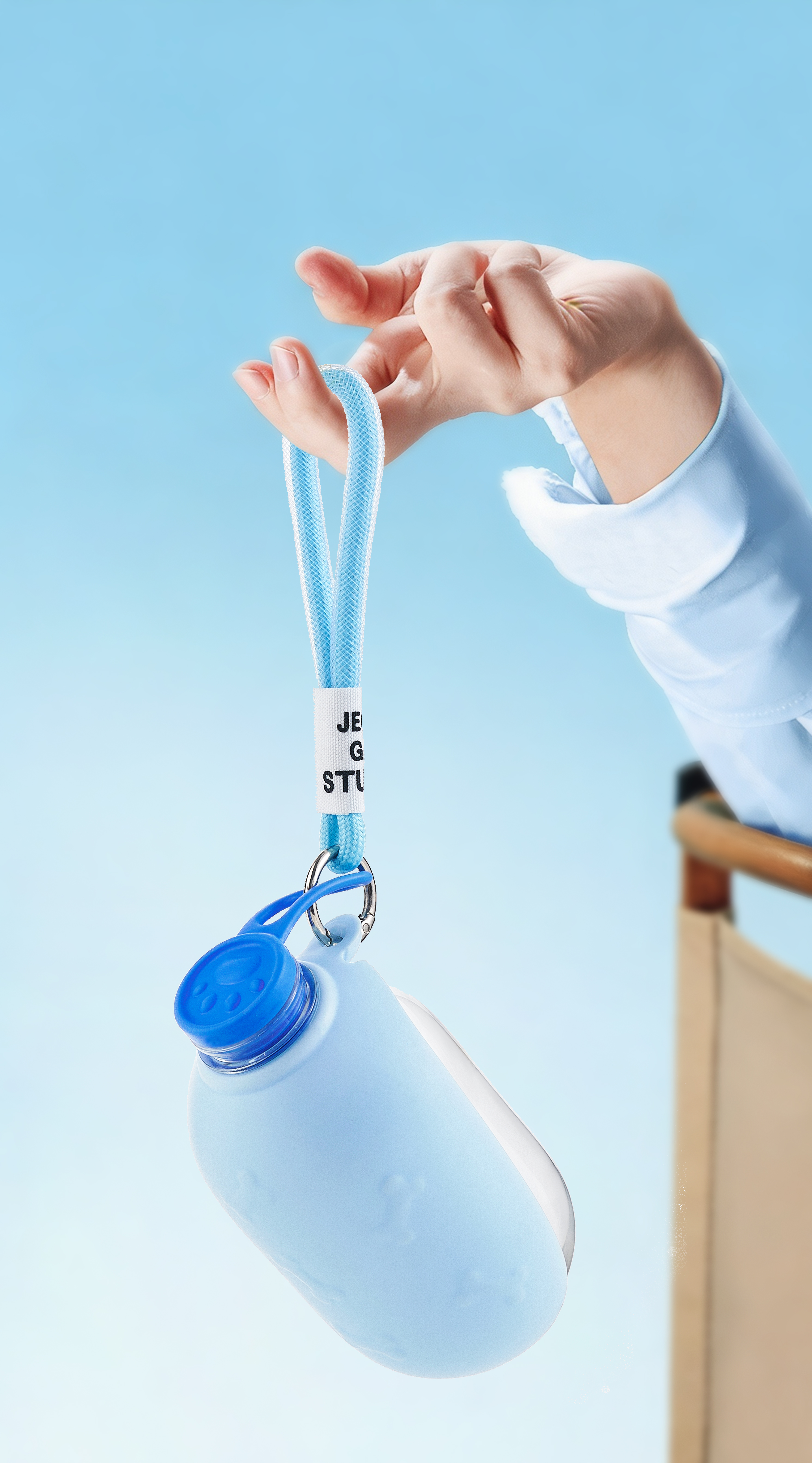 Pet water cup，Appearance design，Pet Supplies & Pet，Structural design，Dog Walking Artifact，Pet feeding water，industrial design，