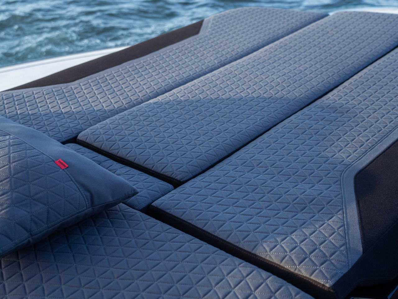 ULTIMA 55，ship，vehicle，originality，ULTIMA 55，ship，vehicle，originality，