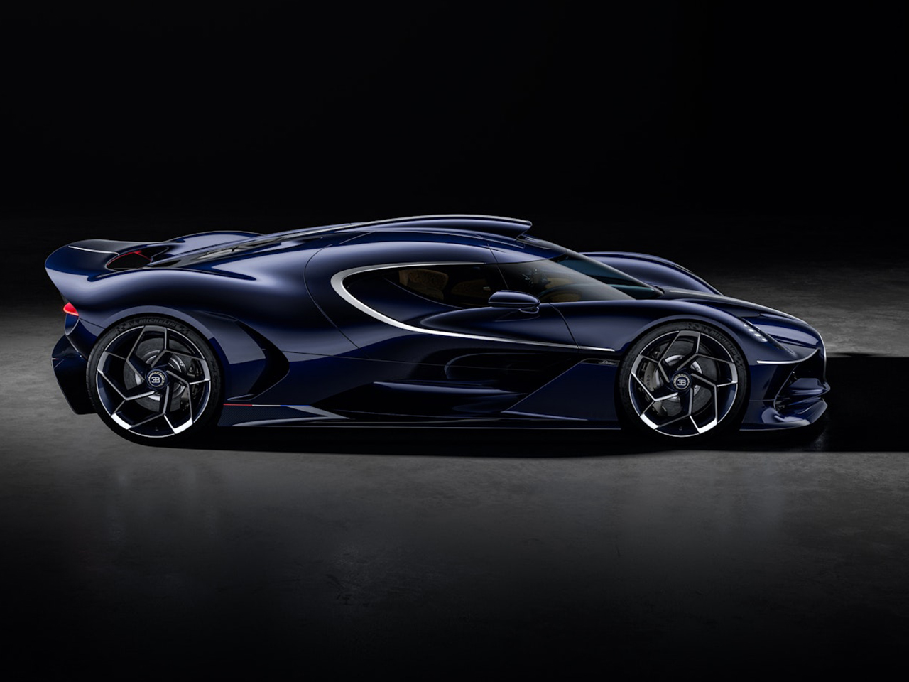vehicle，automobile，Sports car，bugatti，