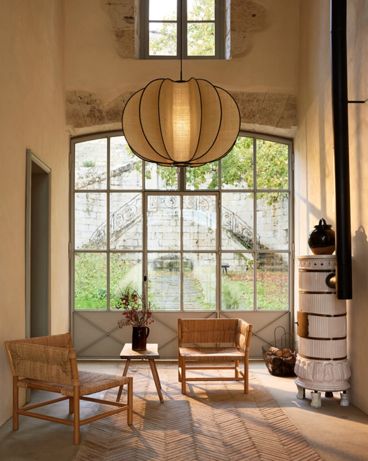 lamps and lanterns，a chandelier，Solis，Housewear & Furnishings，