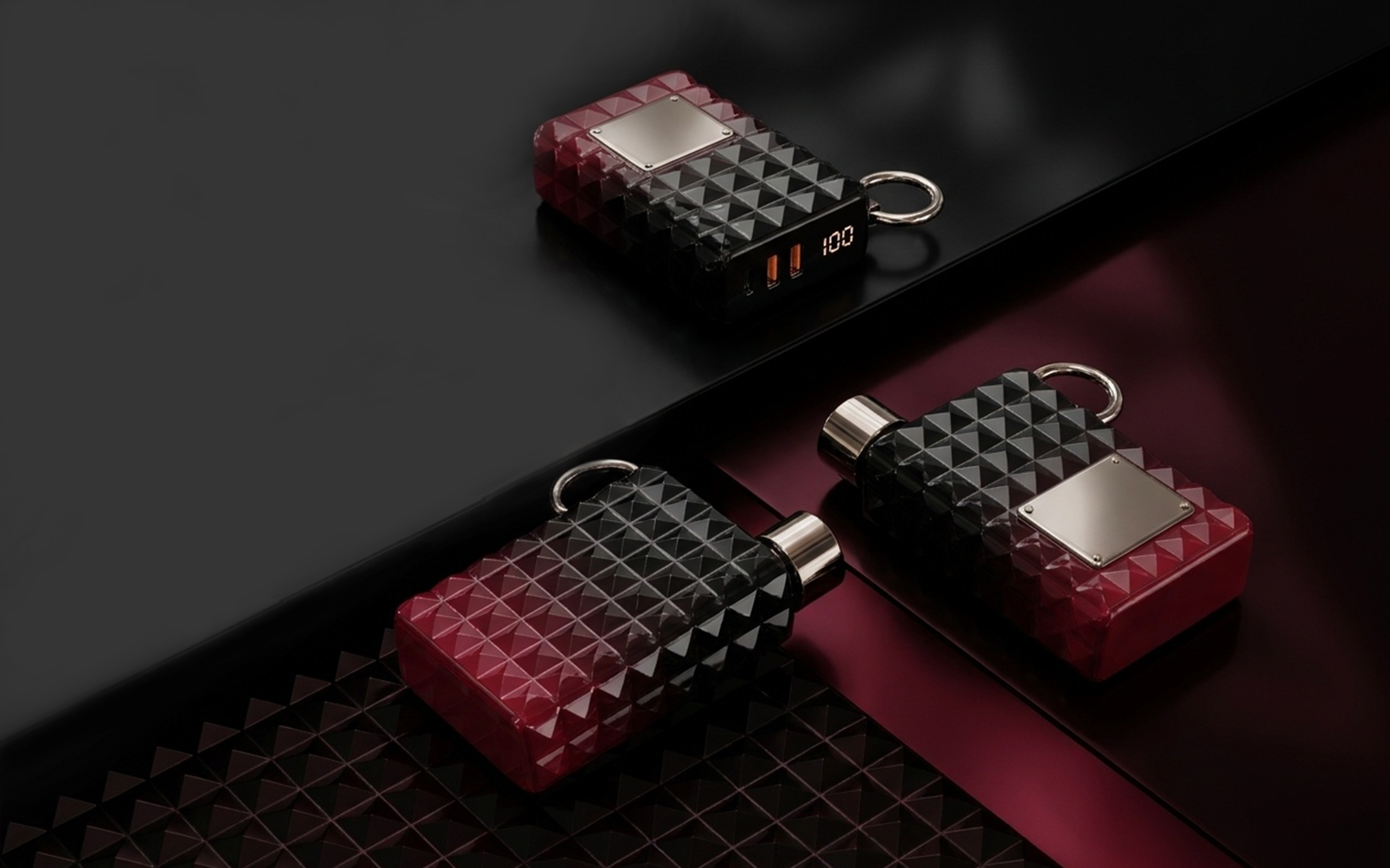10000mAh，Mini charging treasure，Portable，Perfume bottle，Gradient，Baoma Group，sense of luxury，Exquisite feeling，