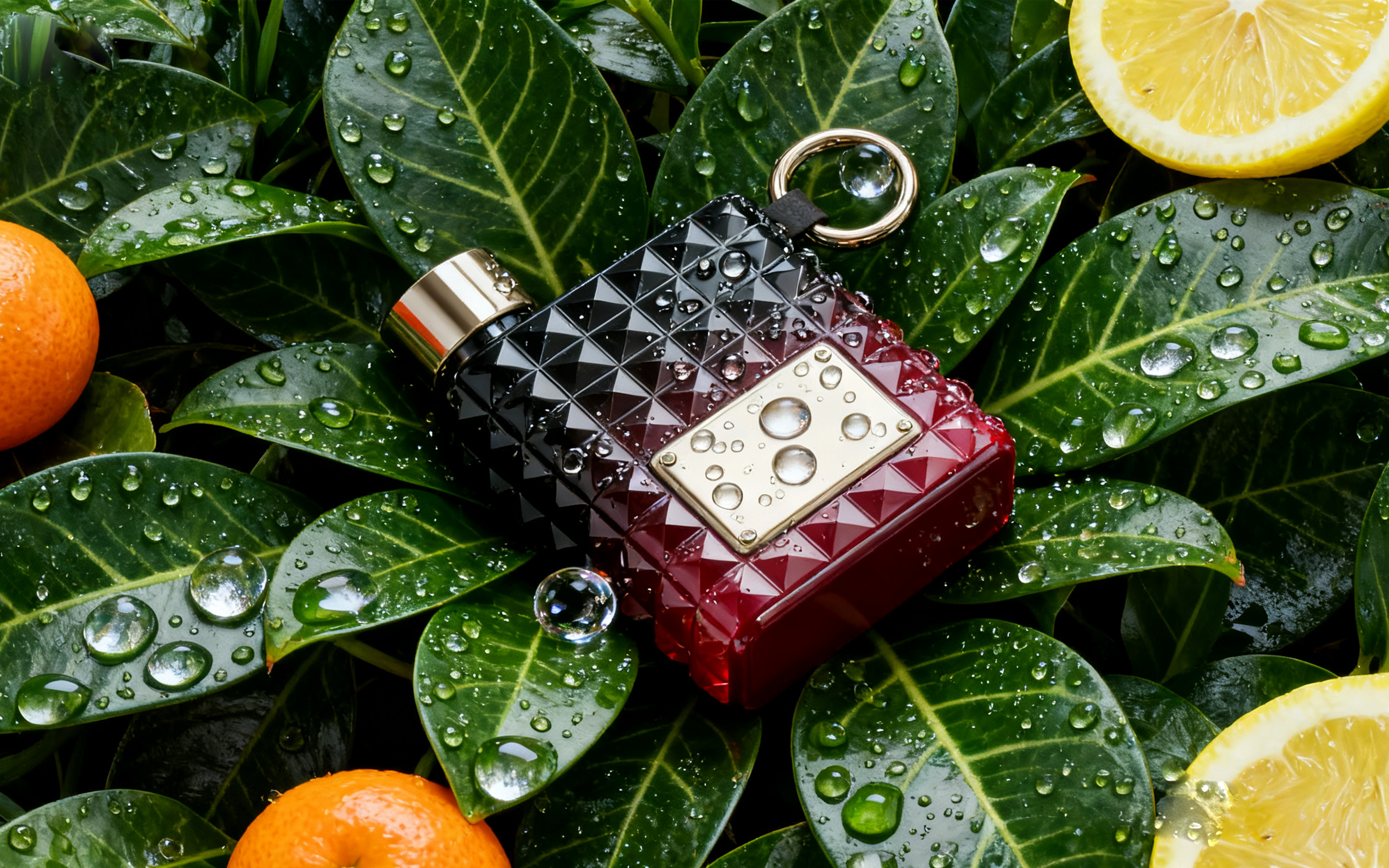 10000mAh，Mini charging treasure，Portable，Perfume bottle，Gradient，Baoma Group，sense of luxury，Exquisite feeling，