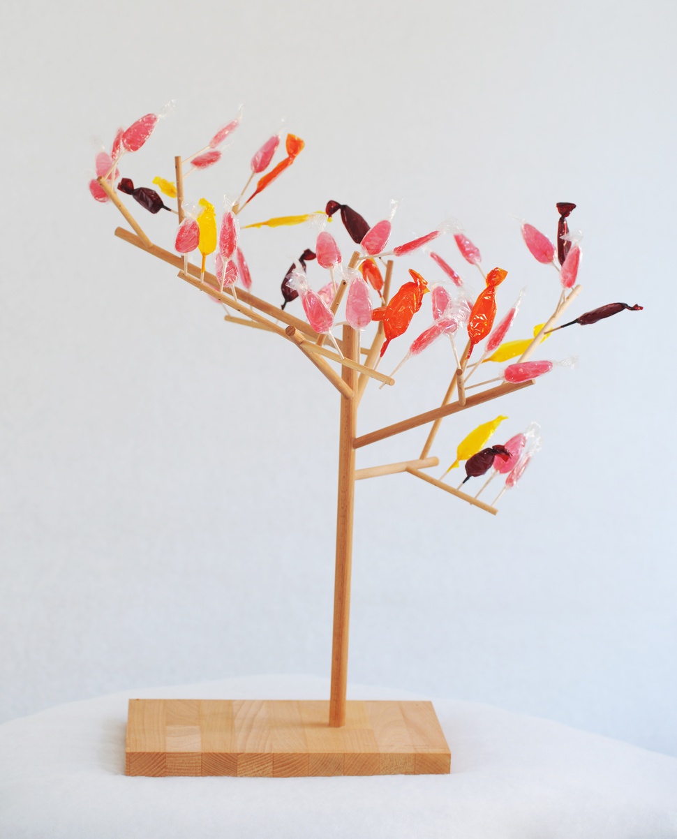 sustainable development，tree，Candy rack，