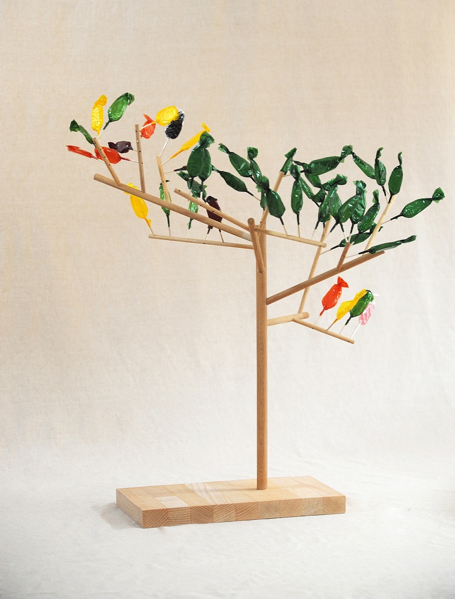 sustainable development，tree，Candy rack，