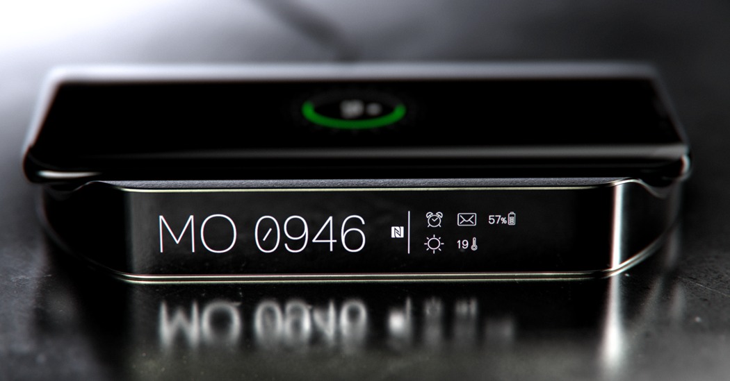 alarm clock，black，mobile phone，charge，wireless，