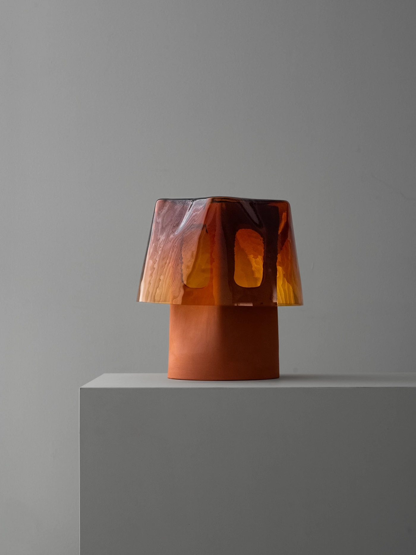 The Mesia Lamp，Ceramic table lamp，Hand blown glass，Mediterranean Wind，Process lamps and lanterns，