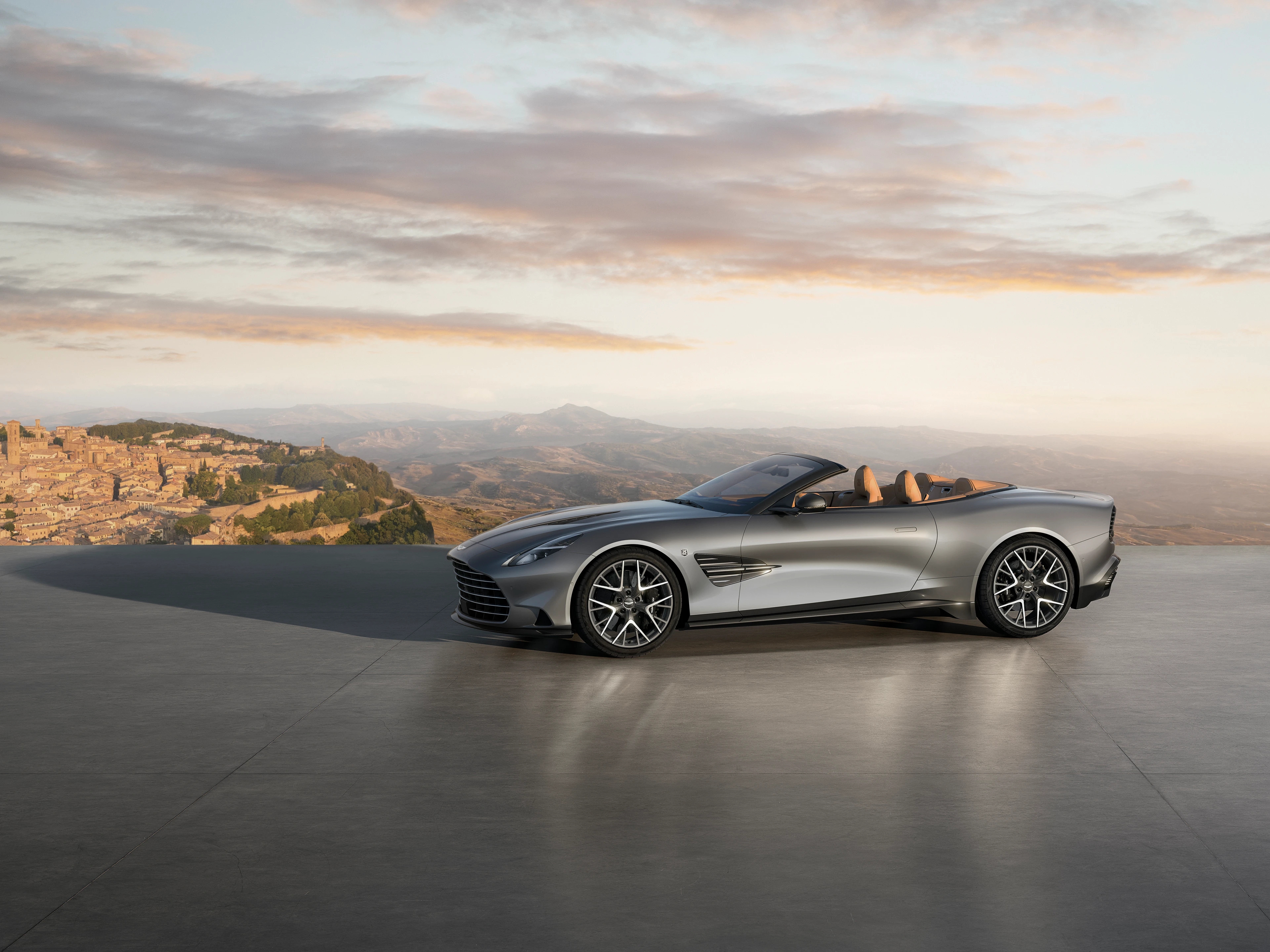 automobile，vehicle，Sports car，Aston Martin，